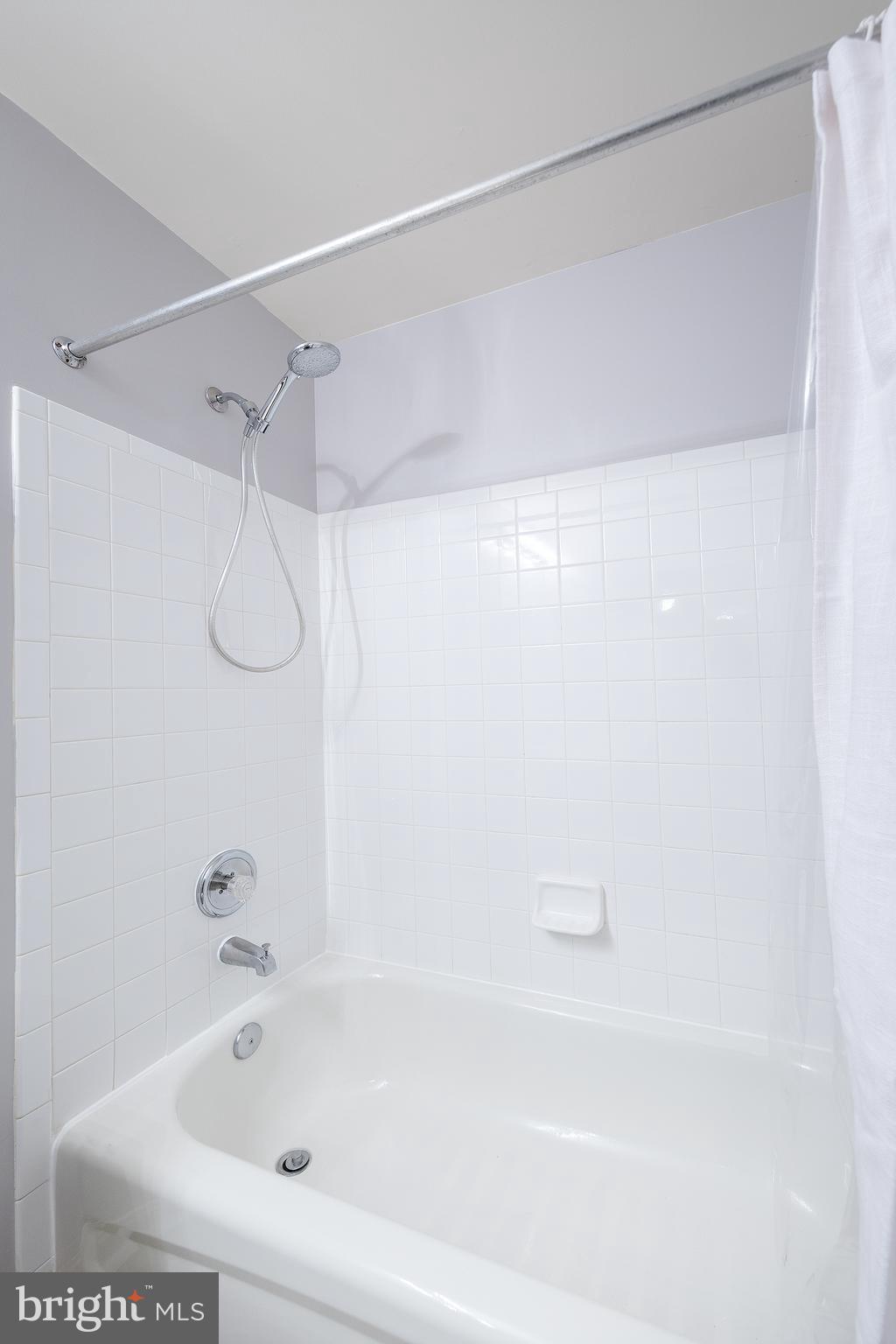 POTOMAC KNOLLS - Residential