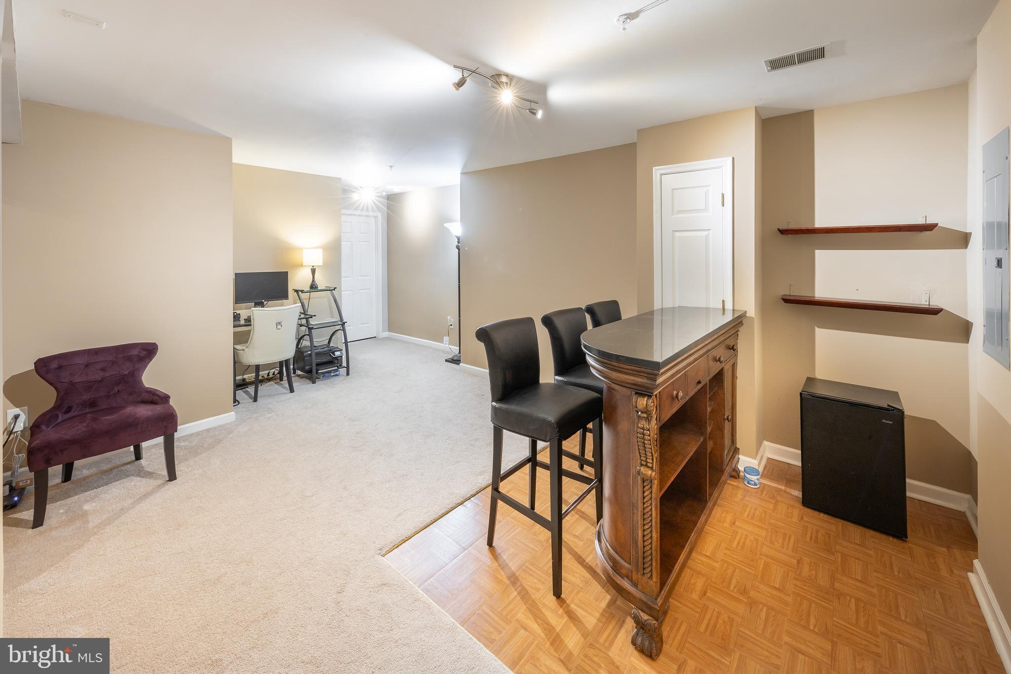 POTOMAC KNOLLS - Residential