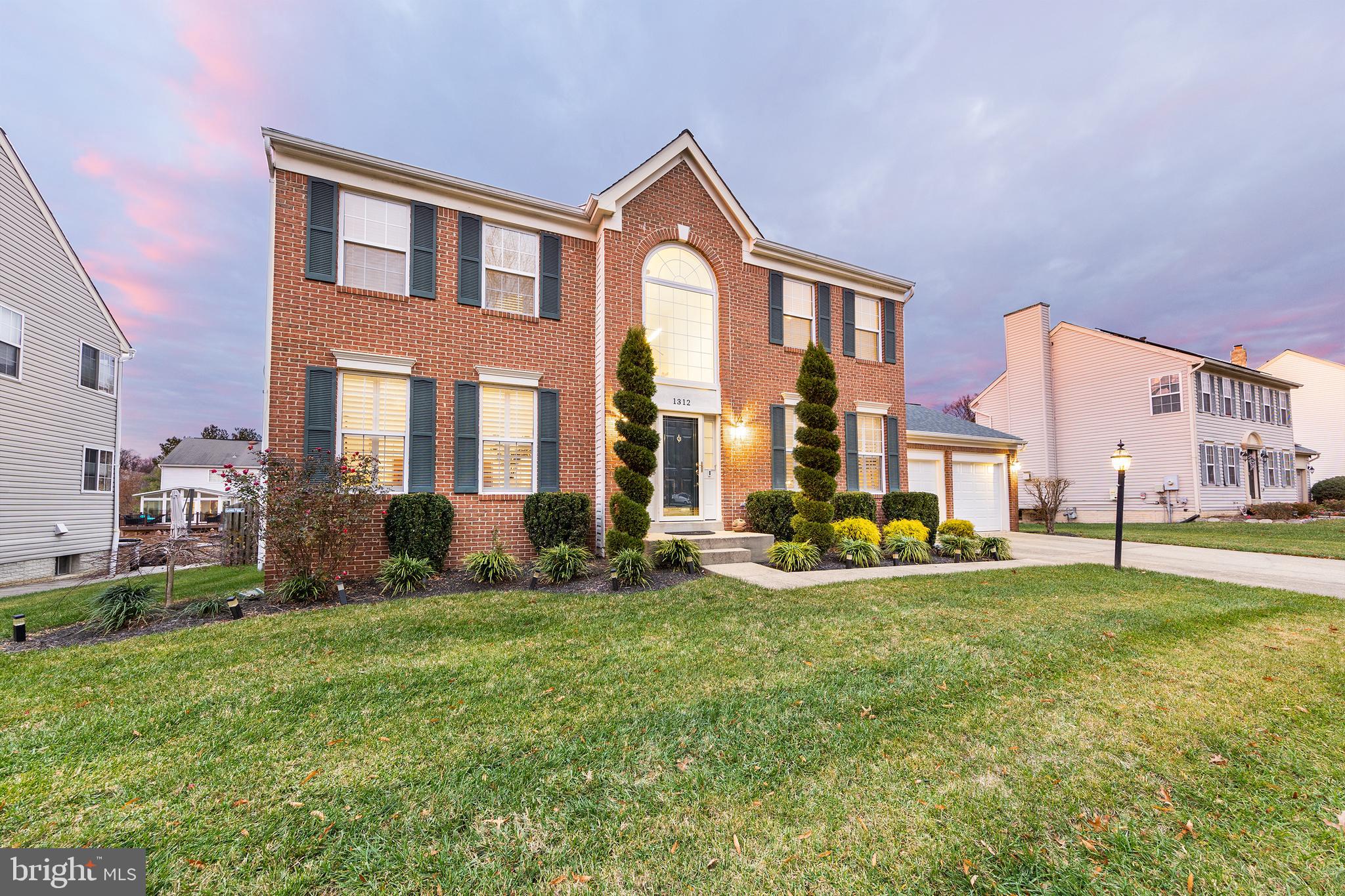 POTOMAC KNOLLS - Residential