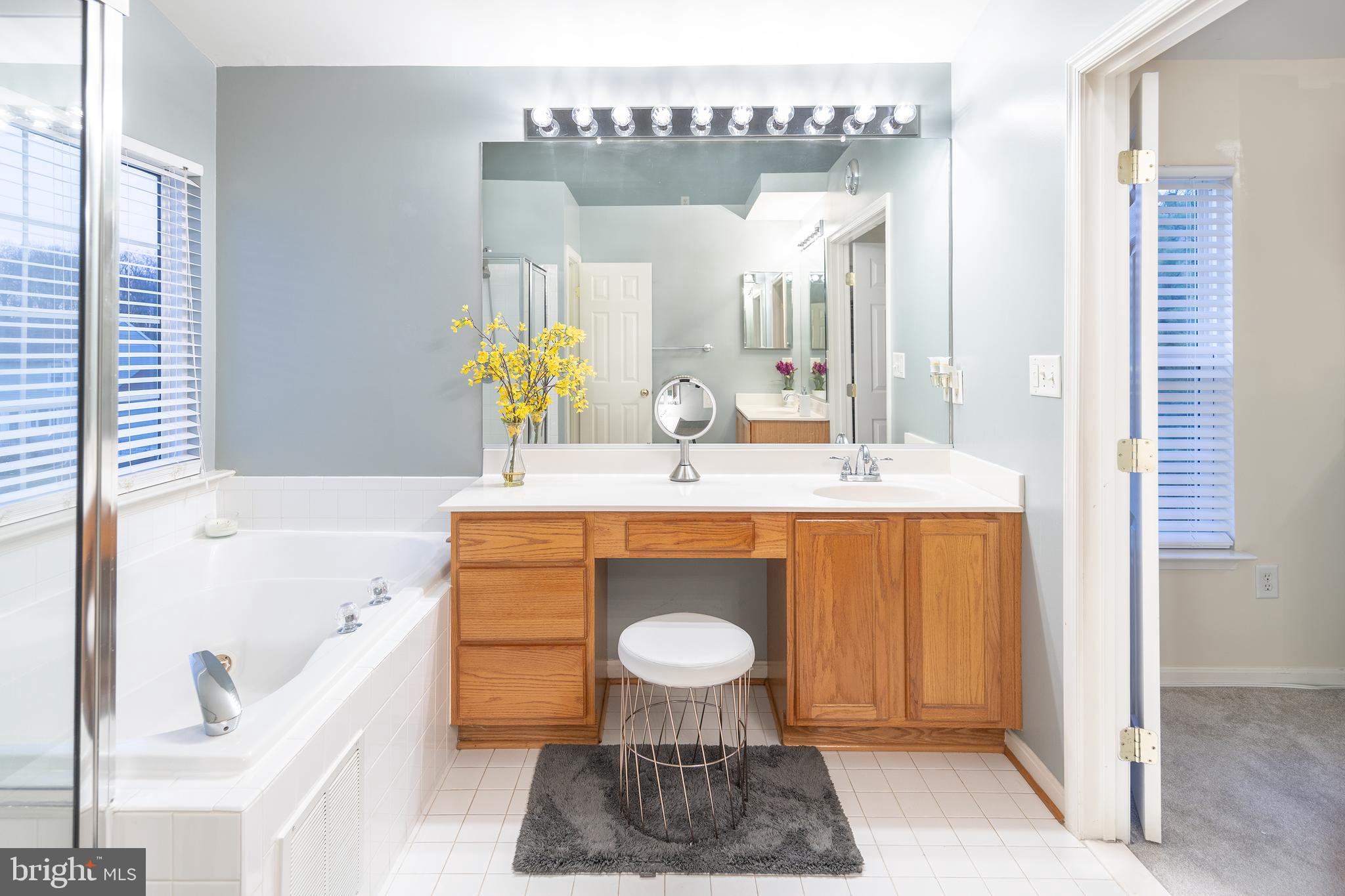 POTOMAC KNOLLS - Residential