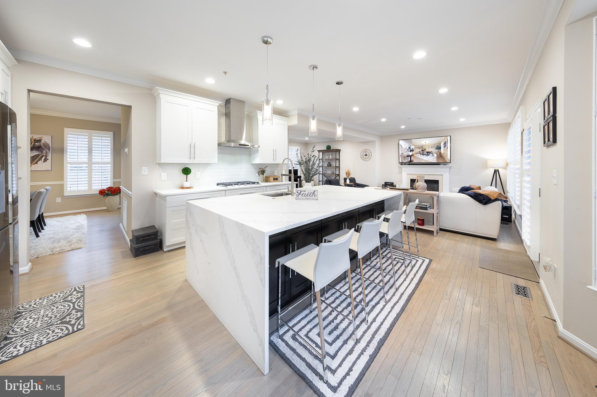 POTOMAC KNOLLS - Residential