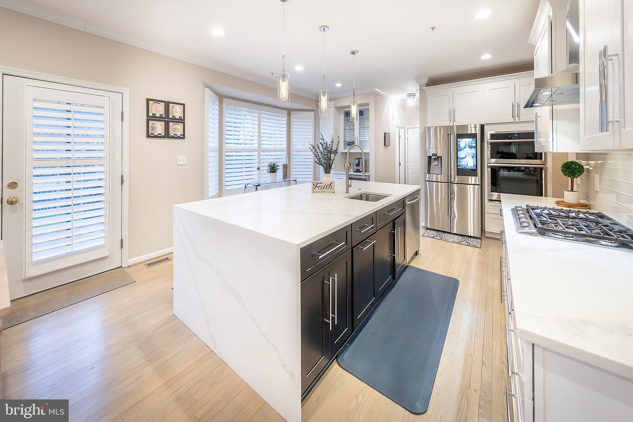 POTOMAC KNOLLS - Residential