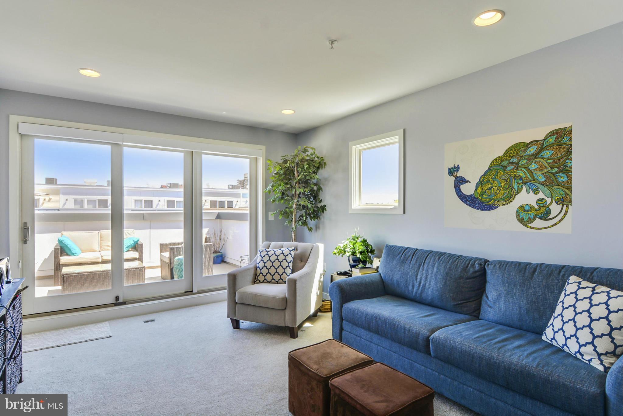 OLD TOWN COMMONS - Residential Lease