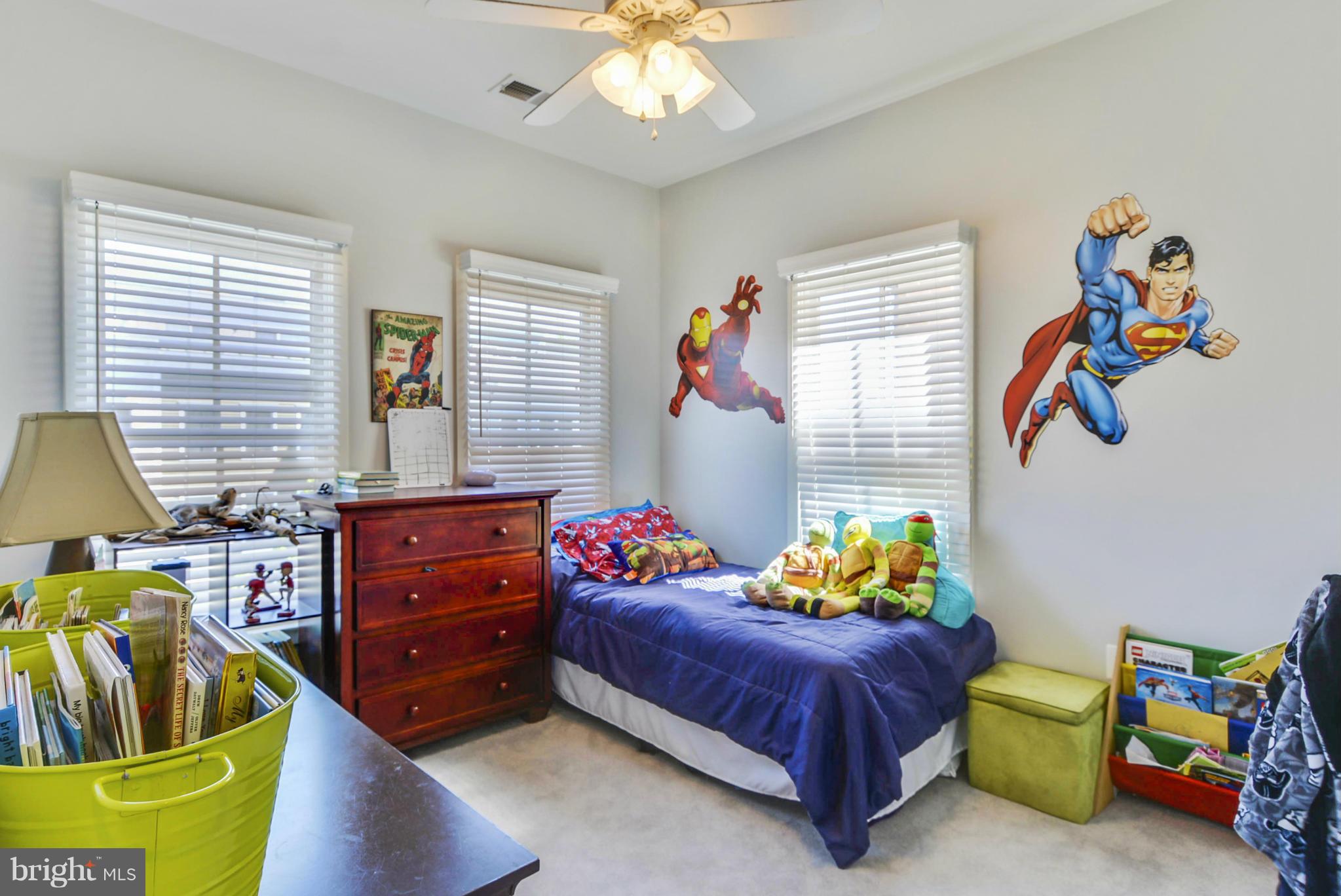 OLD TOWN COMMONS - Residential Lease