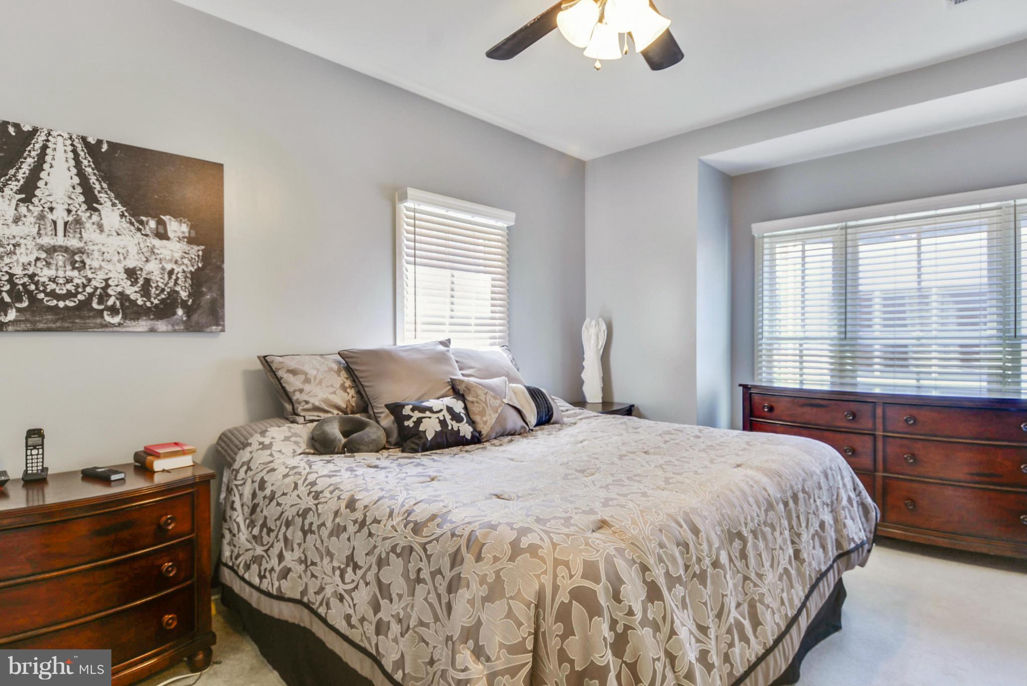 OLD TOWN COMMONS - Residential Lease