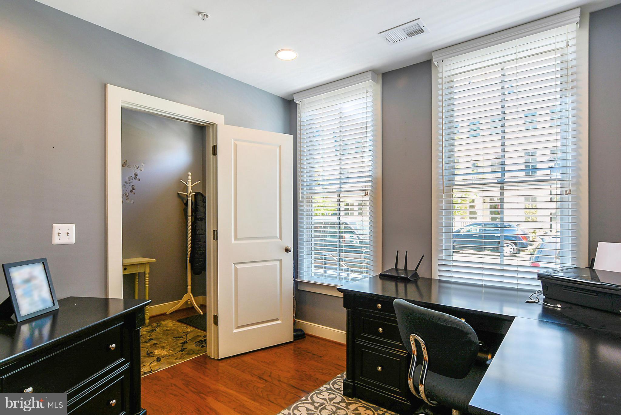 OLD TOWN COMMONS - Residential Lease