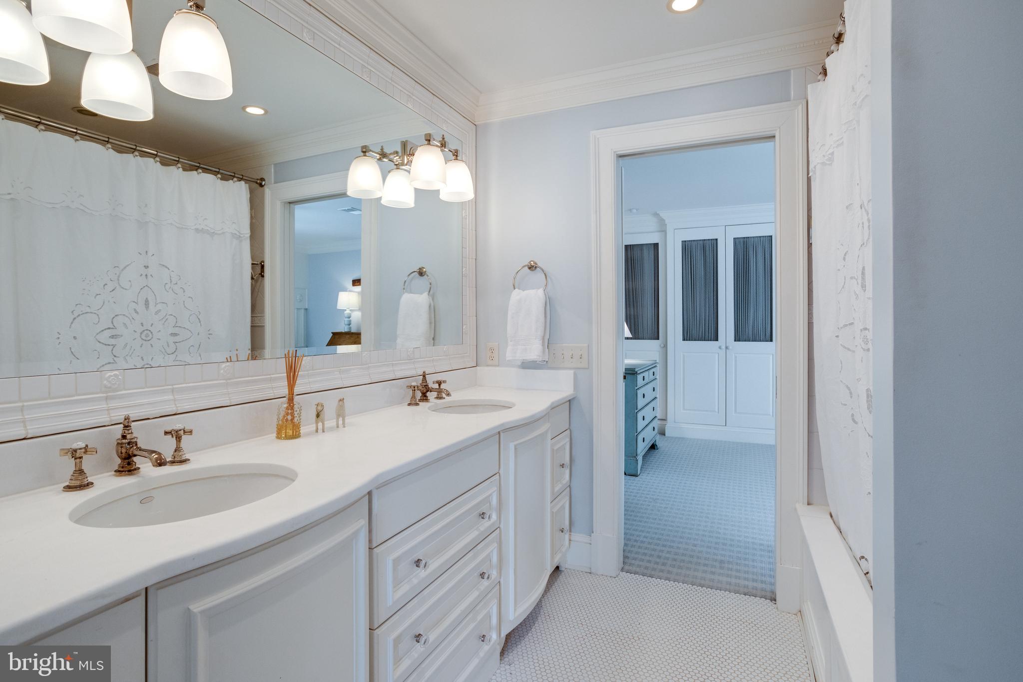 BELLE HAVEN - Residential