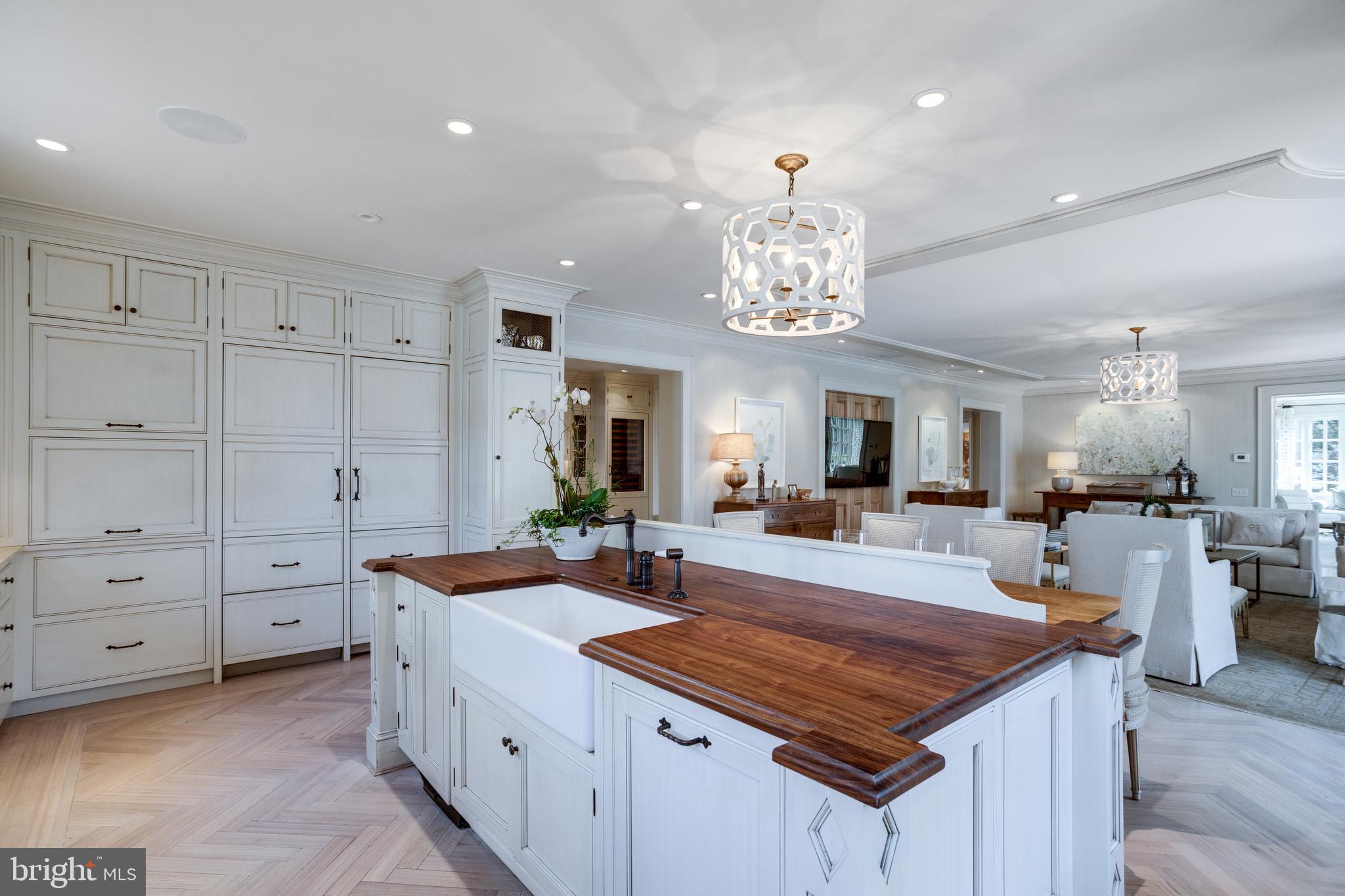 BELLE HAVEN - Residential