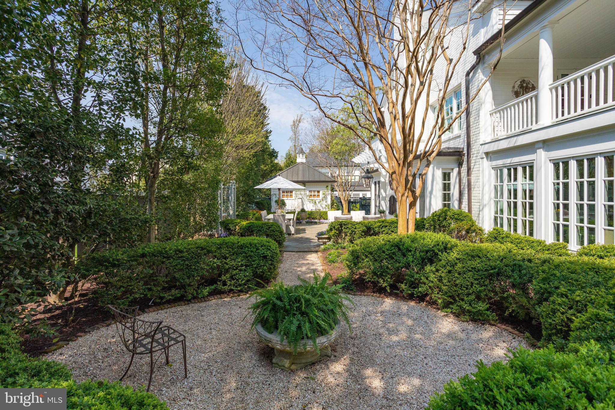 BELLE HAVEN - Residential