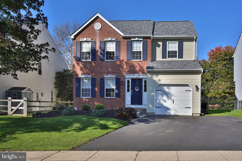 Photo of 213 Forest Park Drive, CHALFONT, PA 18914 (MLS # PABU2133056)