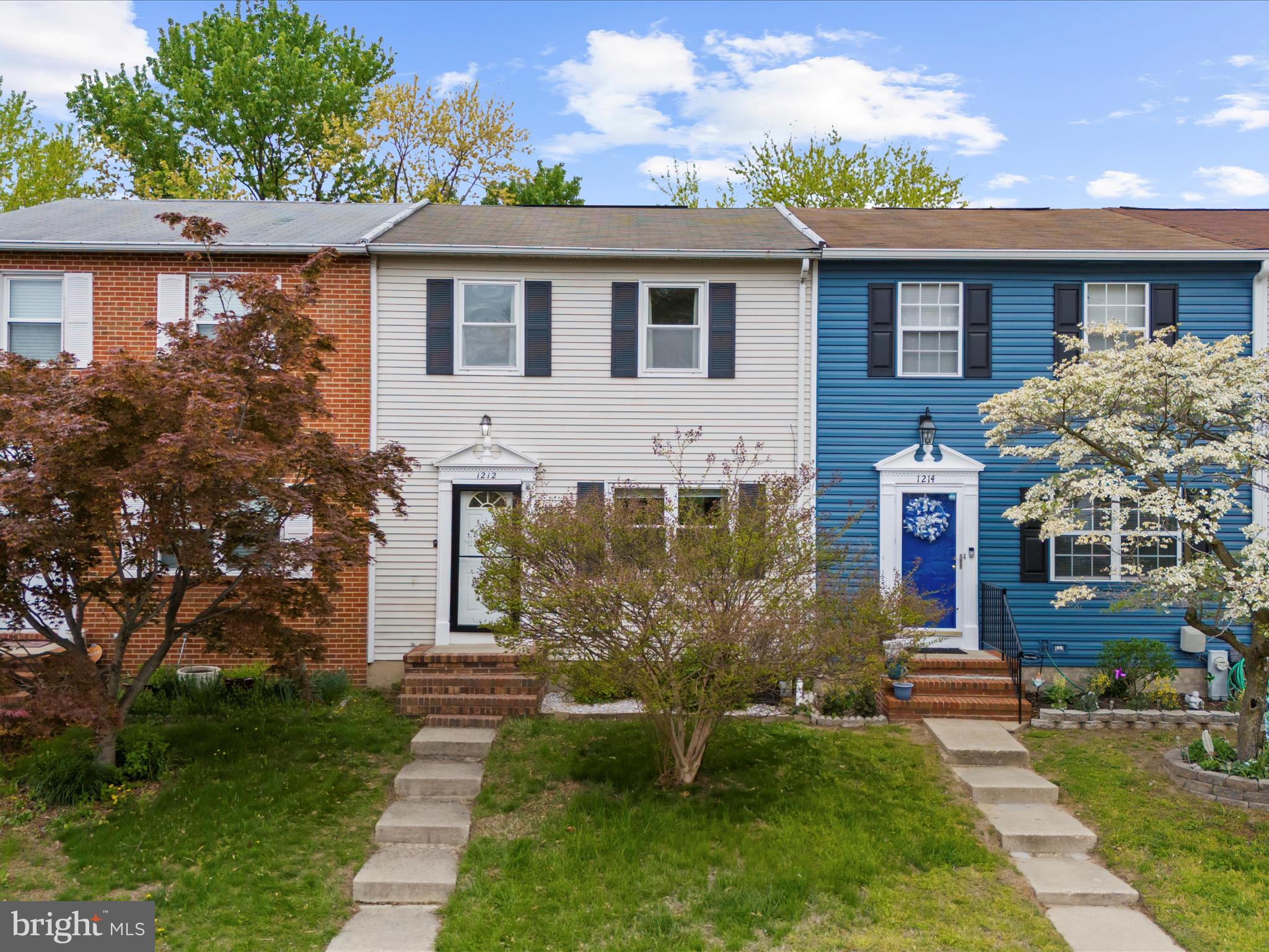 STONEYBROOKE VILLAGE - Residential