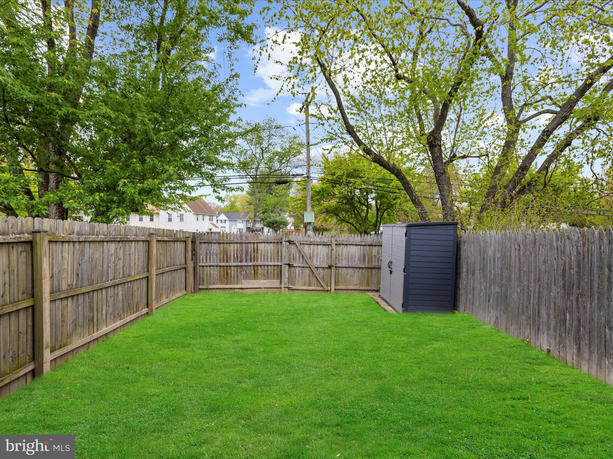 STONEYBROOKE VILLAGE - Residential