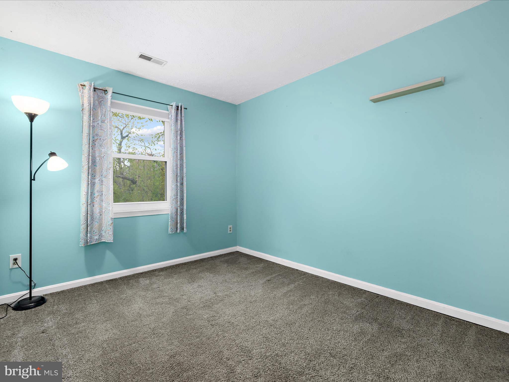 STONEYBROOKE VILLAGE - Residential