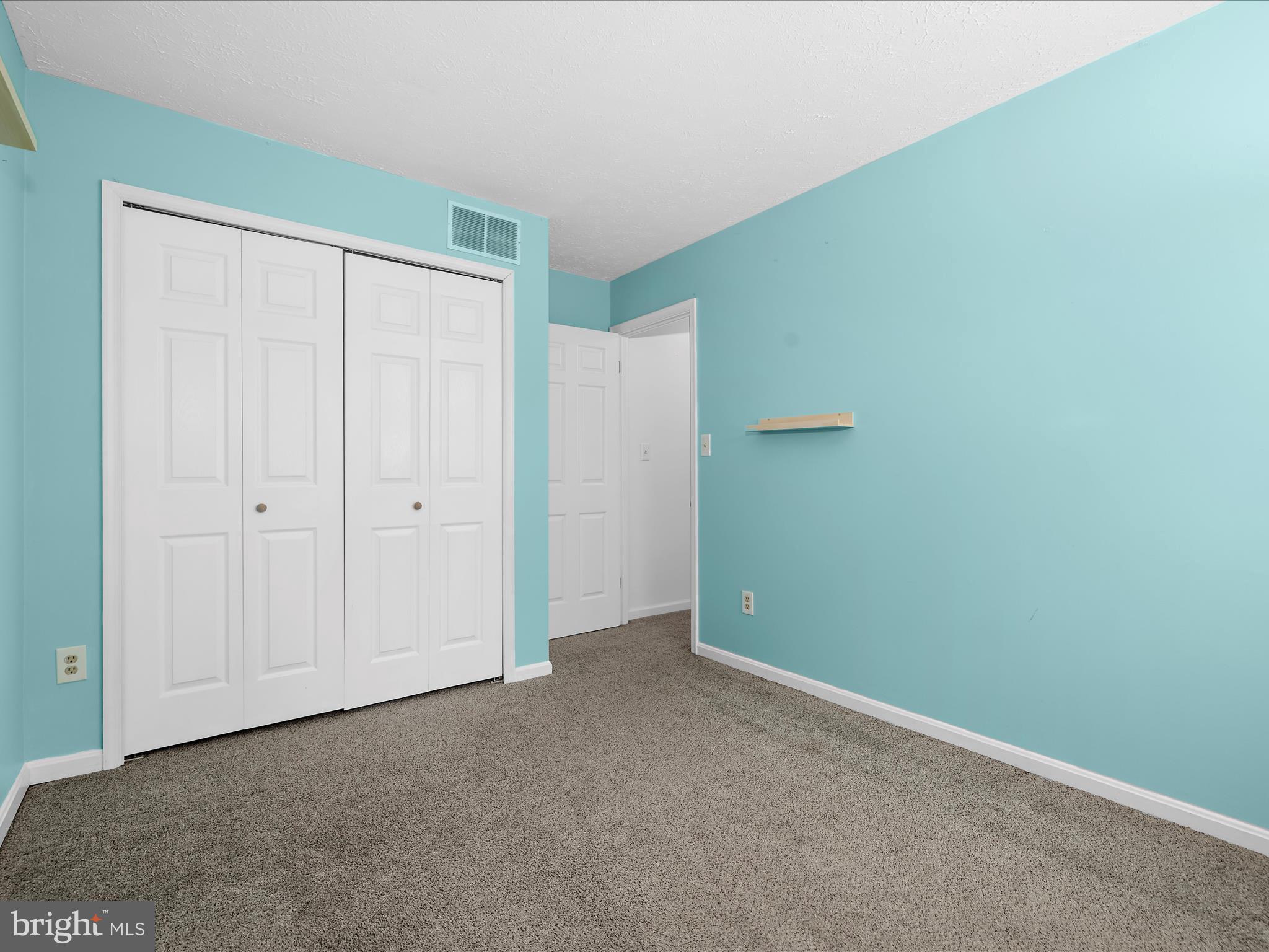 STONEYBROOKE VILLAGE - Residential