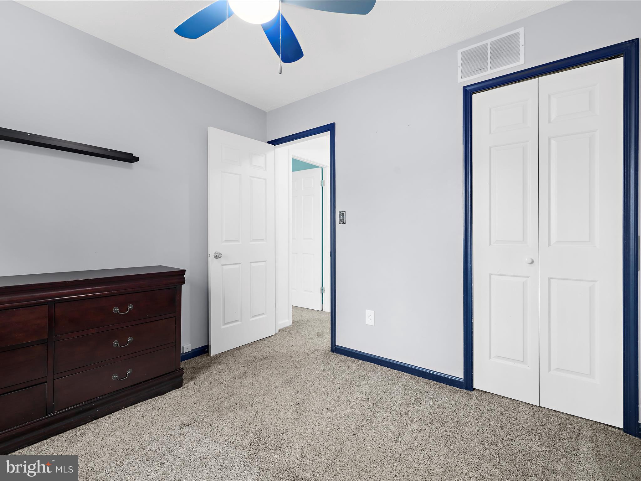 STONEYBROOKE VILLAGE - Residential