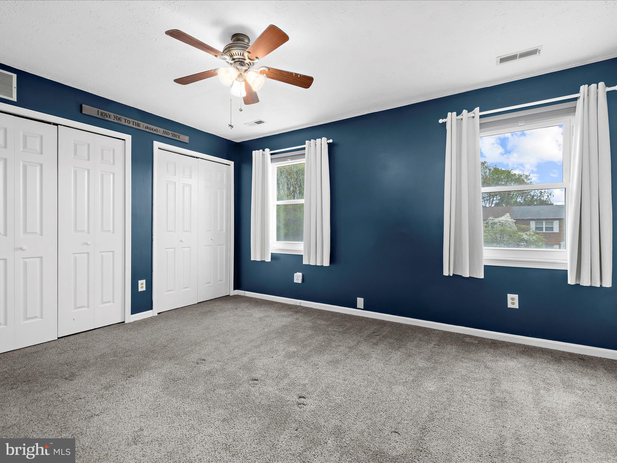 STONEYBROOKE VILLAGE - Residential