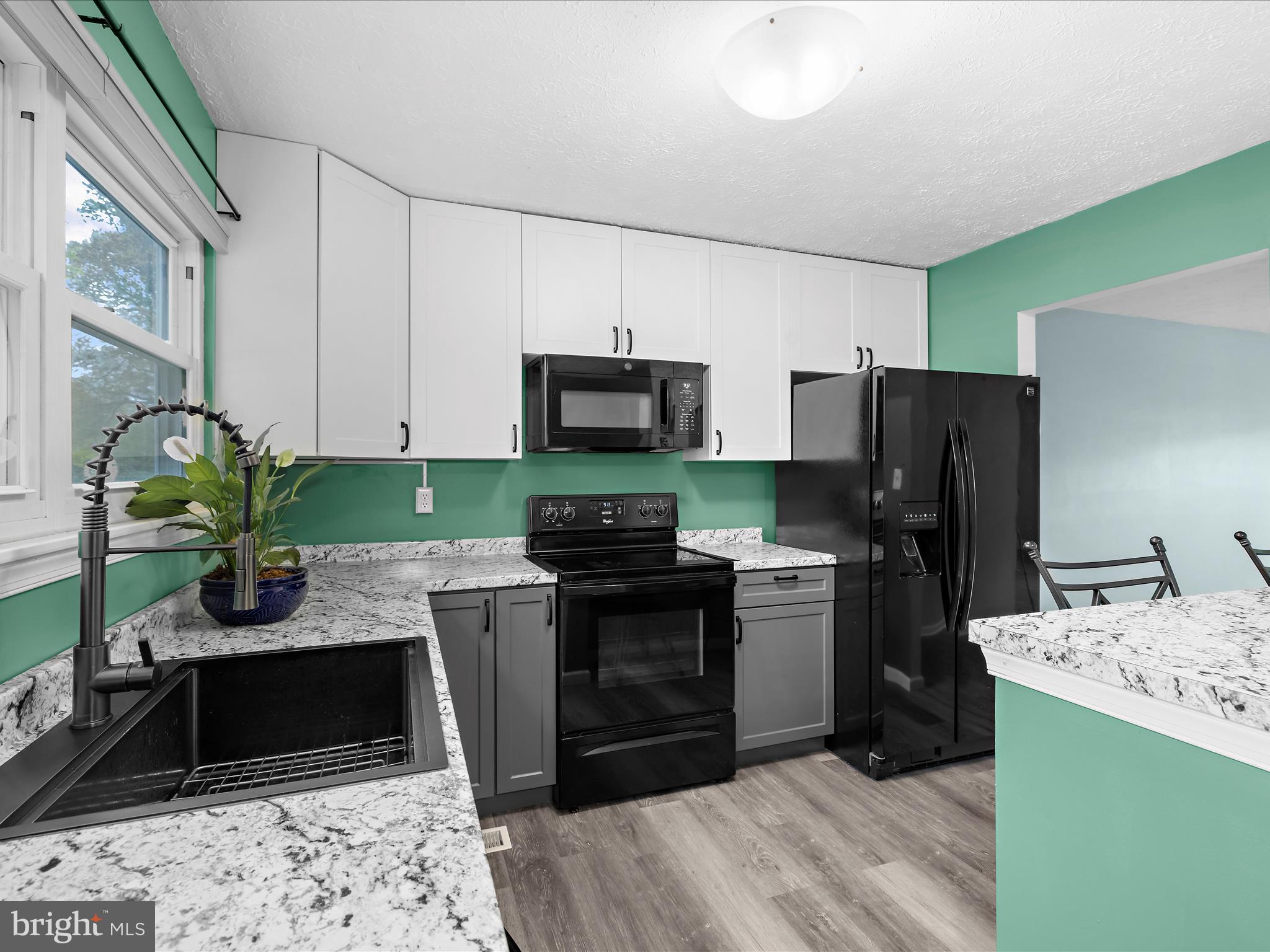 STONEYBROOKE VILLAGE - Residential