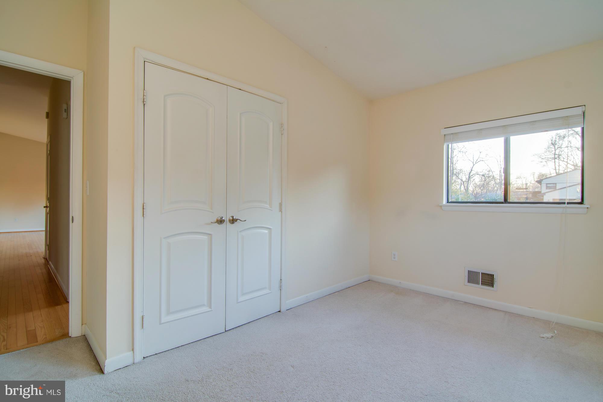 LOCKSLEY - Residential