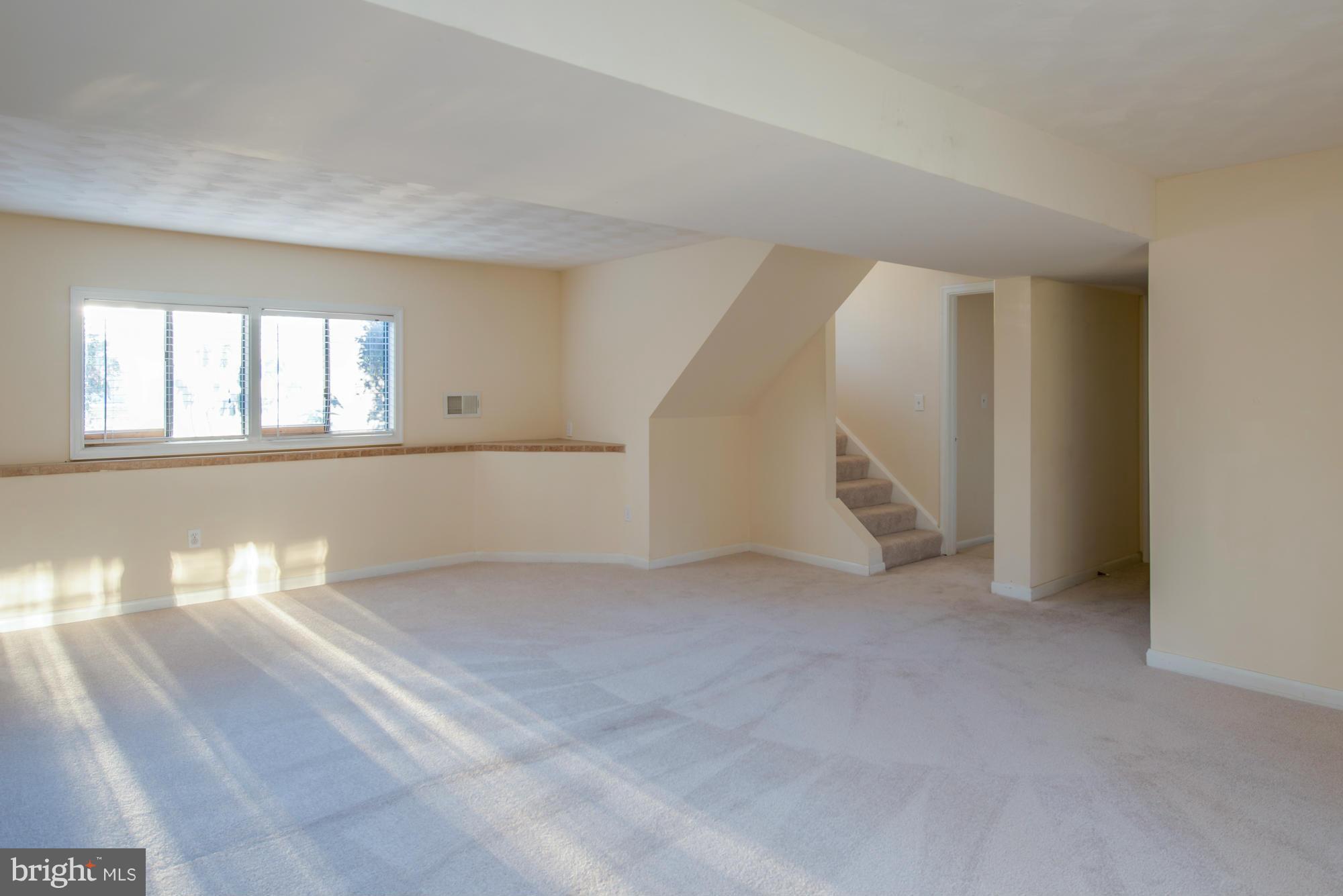 LOCKSLEY - Residential