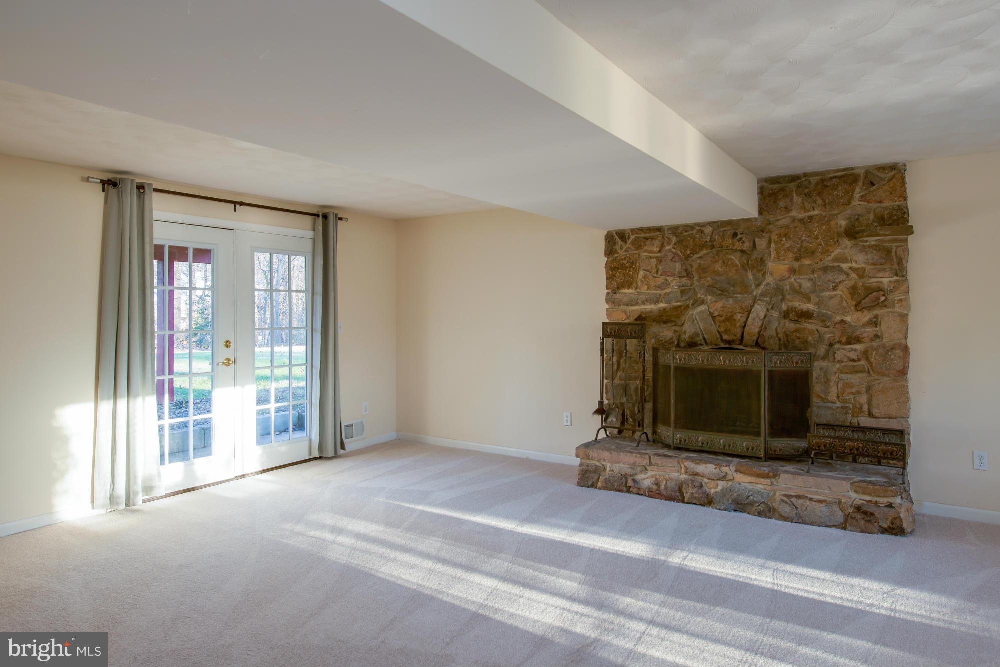 LOCKSLEY - Residential