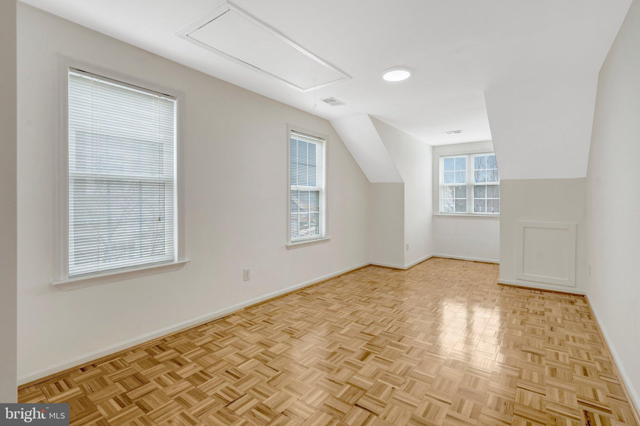 HERITAGE HUNT - Residential