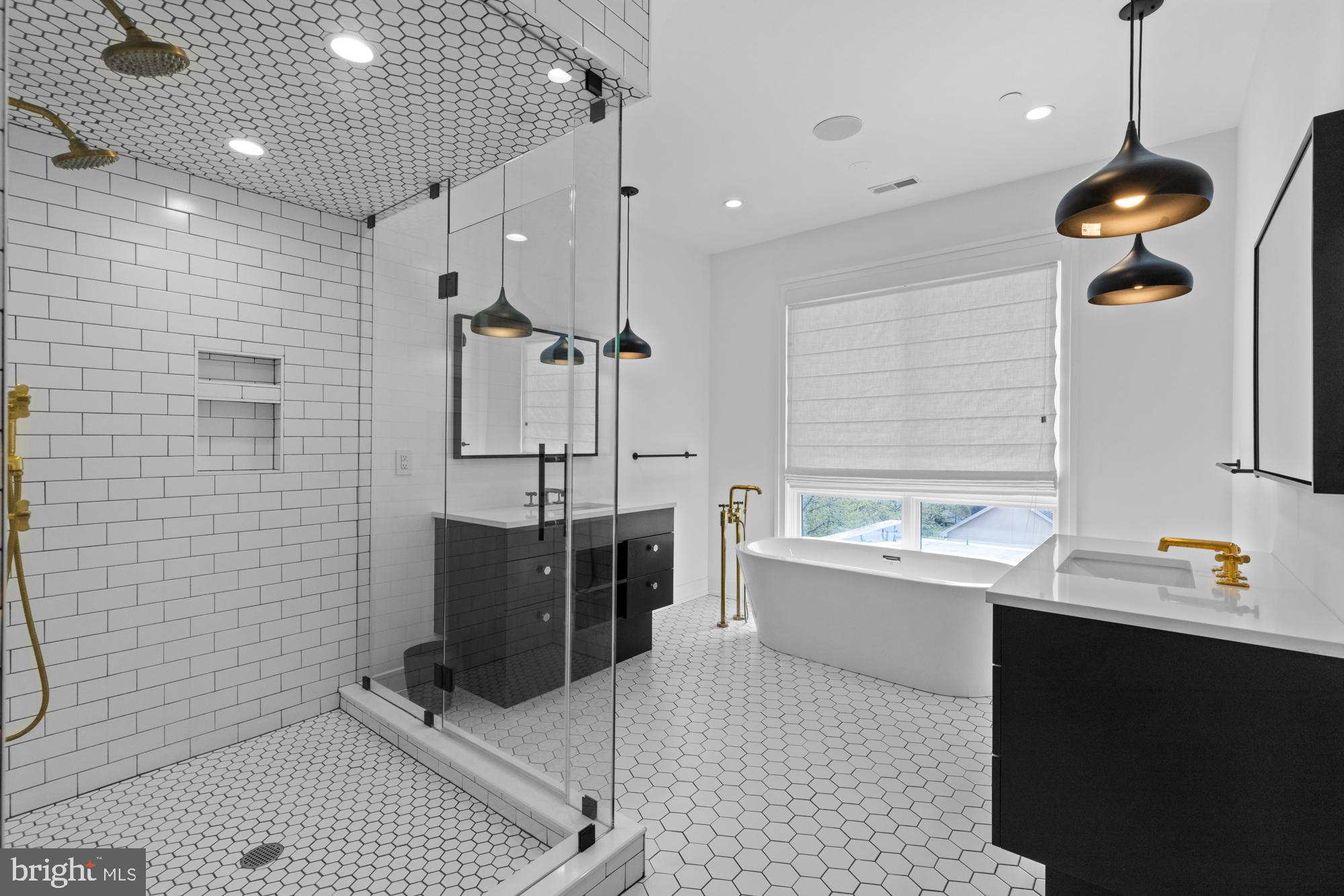 BELLA VISTA - Residential