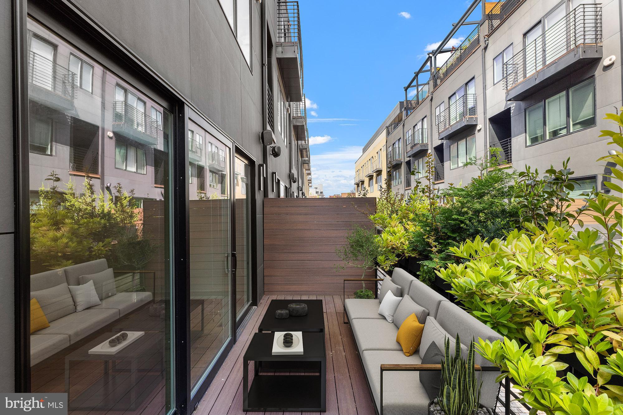 BELLA VISTA - Residential