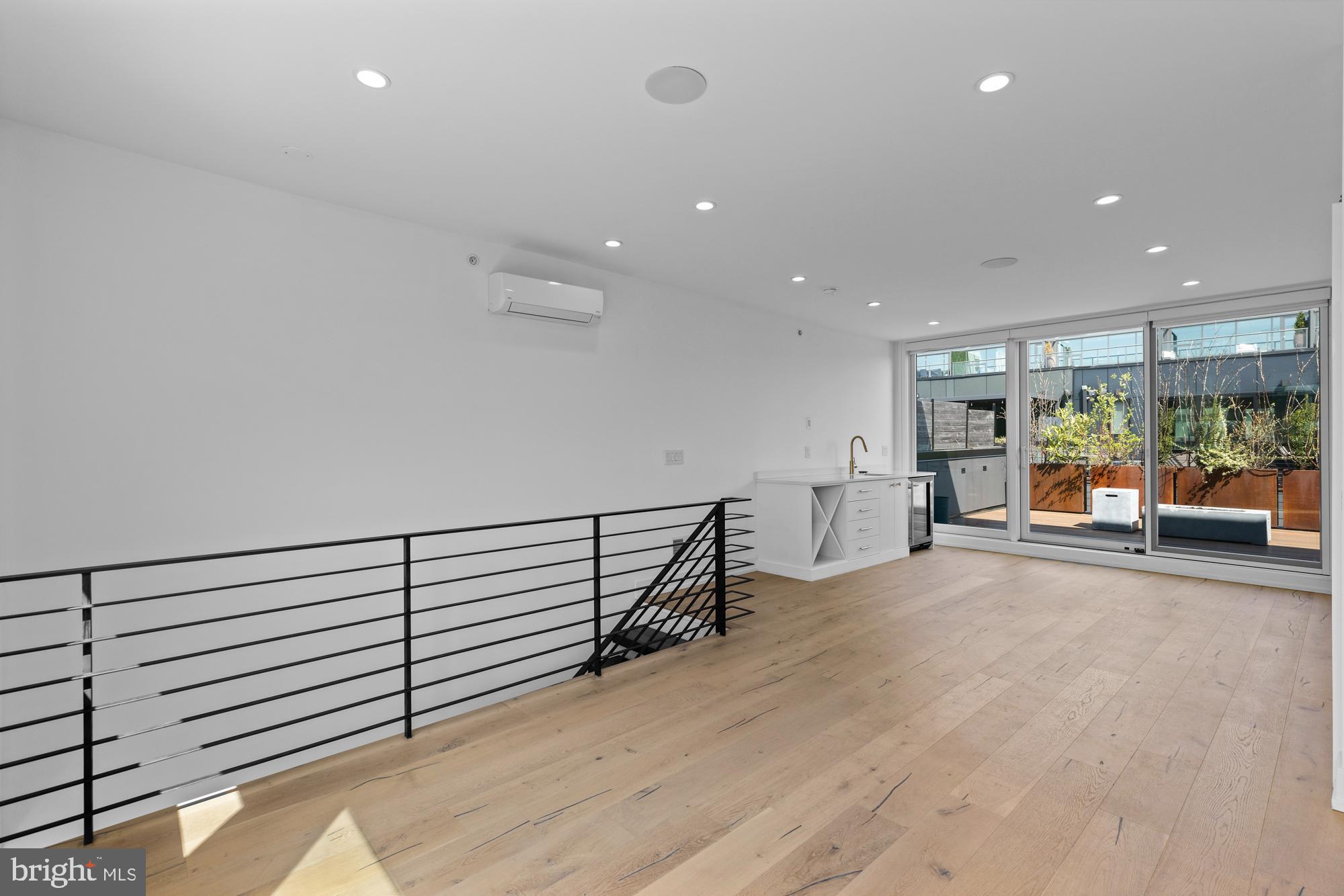 BELLA VISTA - Residential