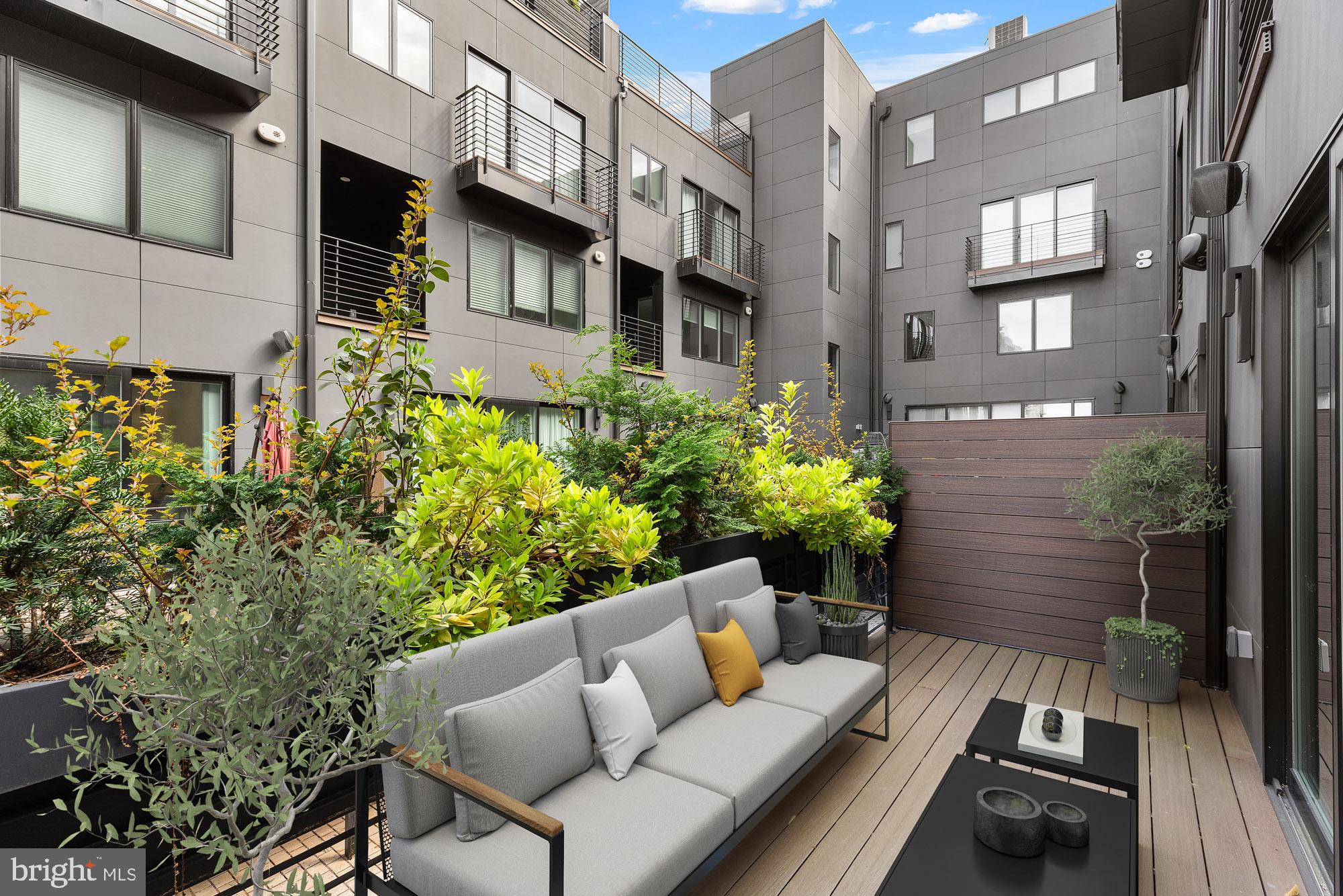 BELLA VISTA - Residential