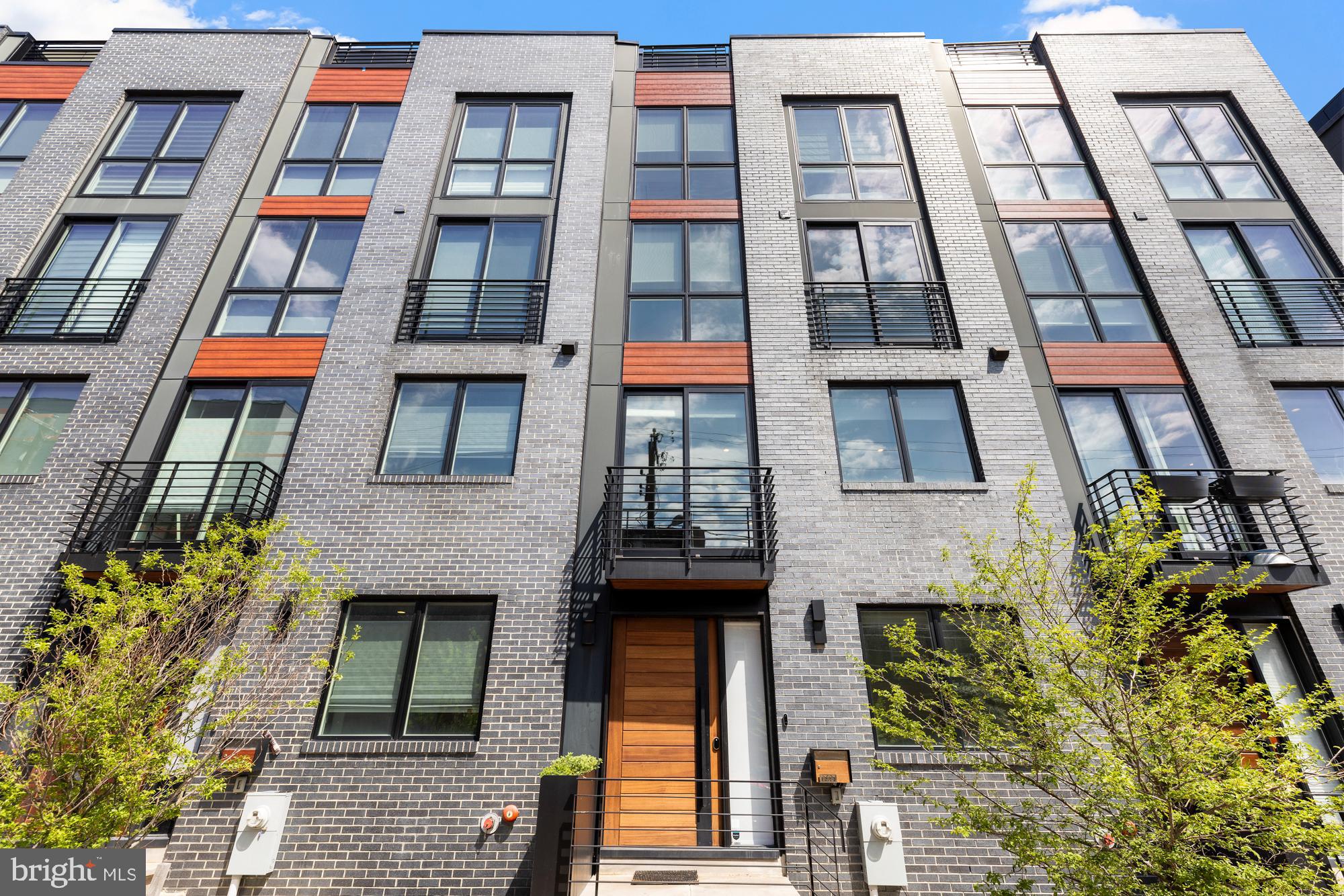 BELLA VISTA - Residential