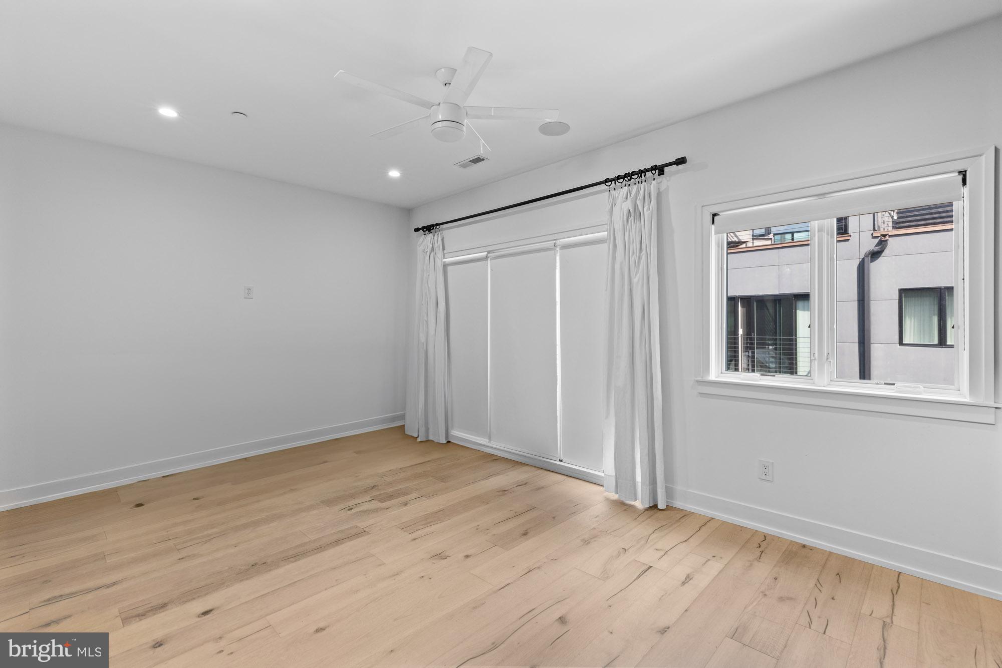 BELLA VISTA - Residential