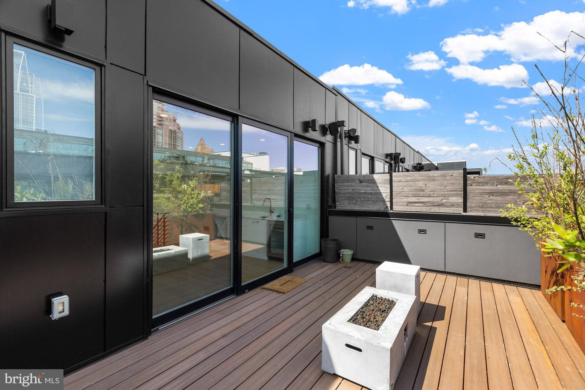 BELLA VISTA - Residential