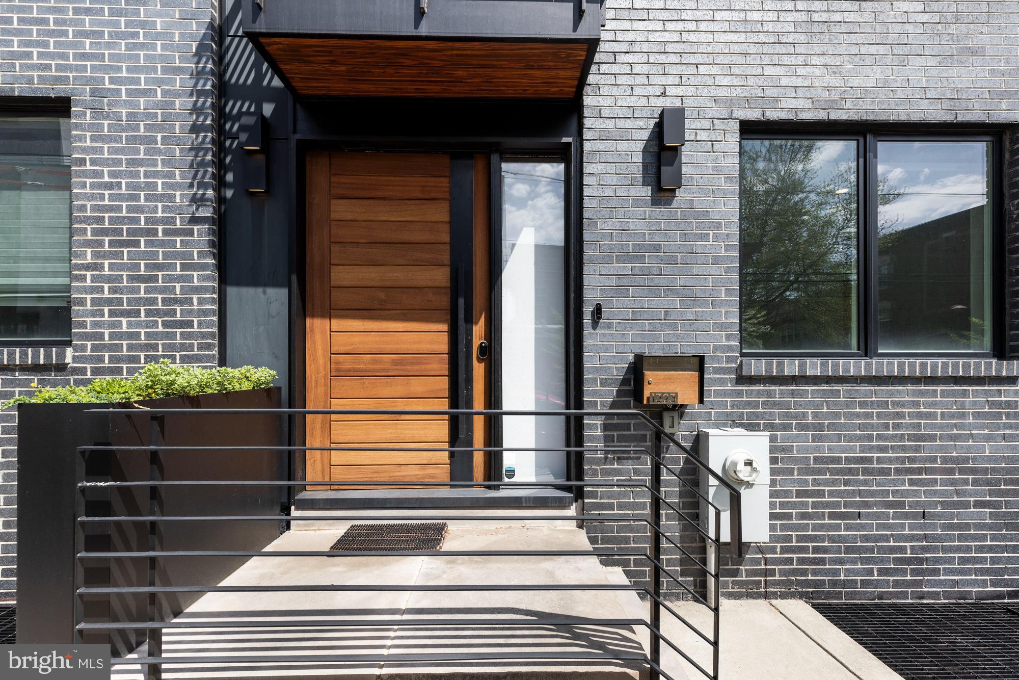 BELLA VISTA - Residential