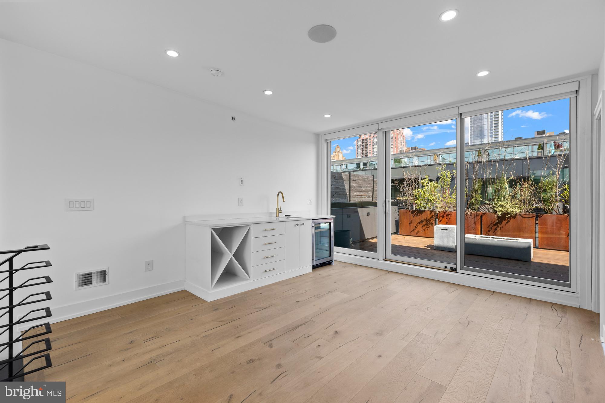 BELLA VISTA - Residential