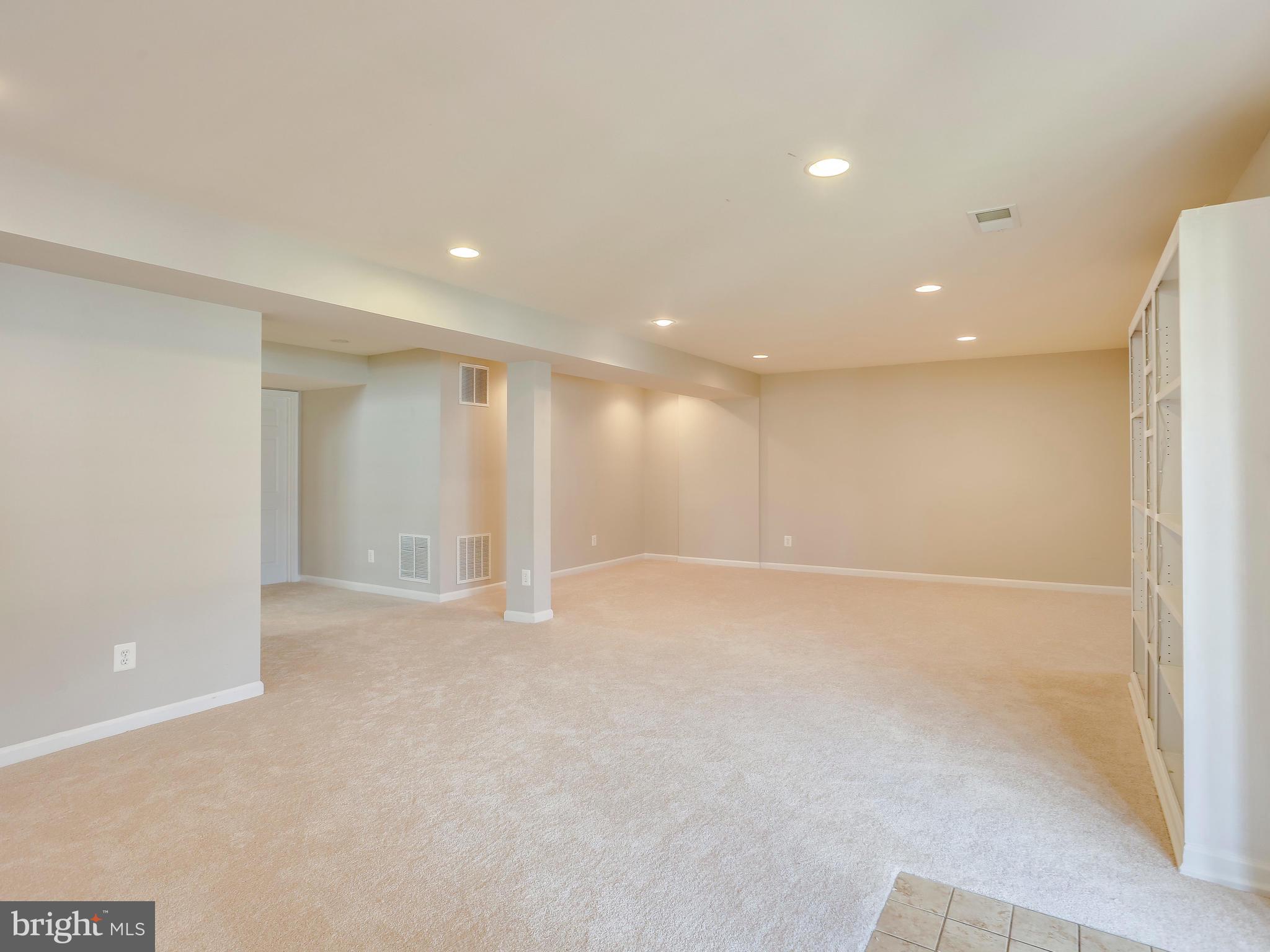 PORT POTOMAC - Residential Lease