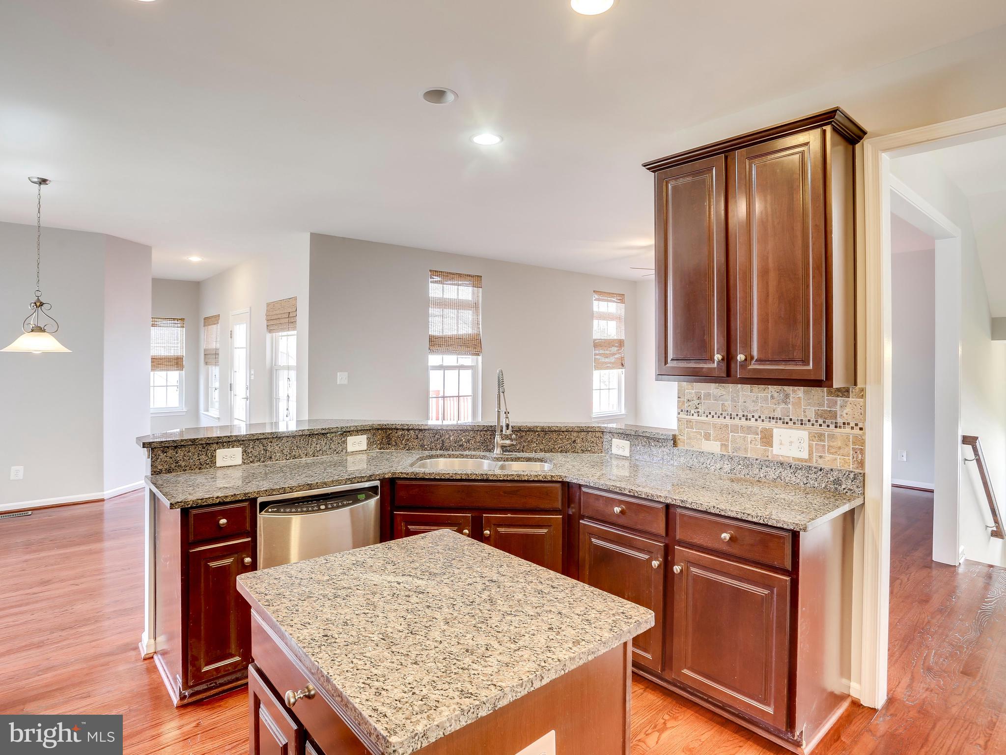 PORT POTOMAC - Residential Lease