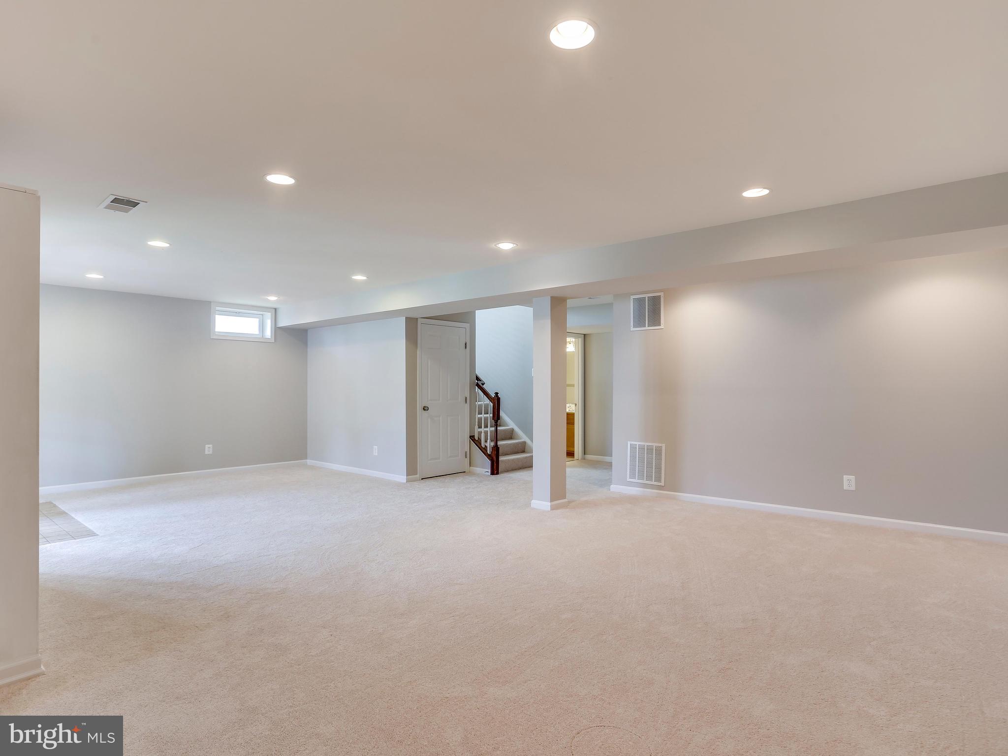 PORT POTOMAC - Residential Lease