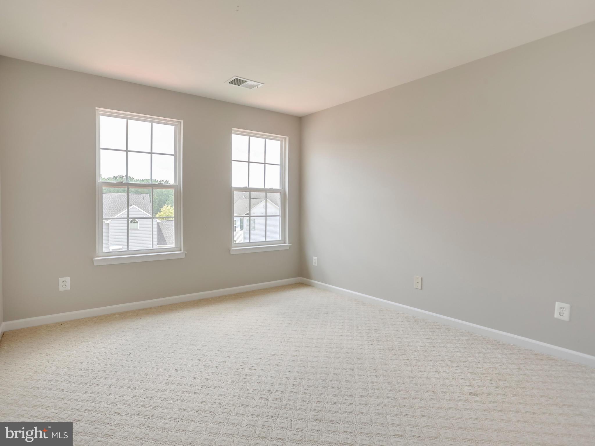 PORT POTOMAC - Residential Lease