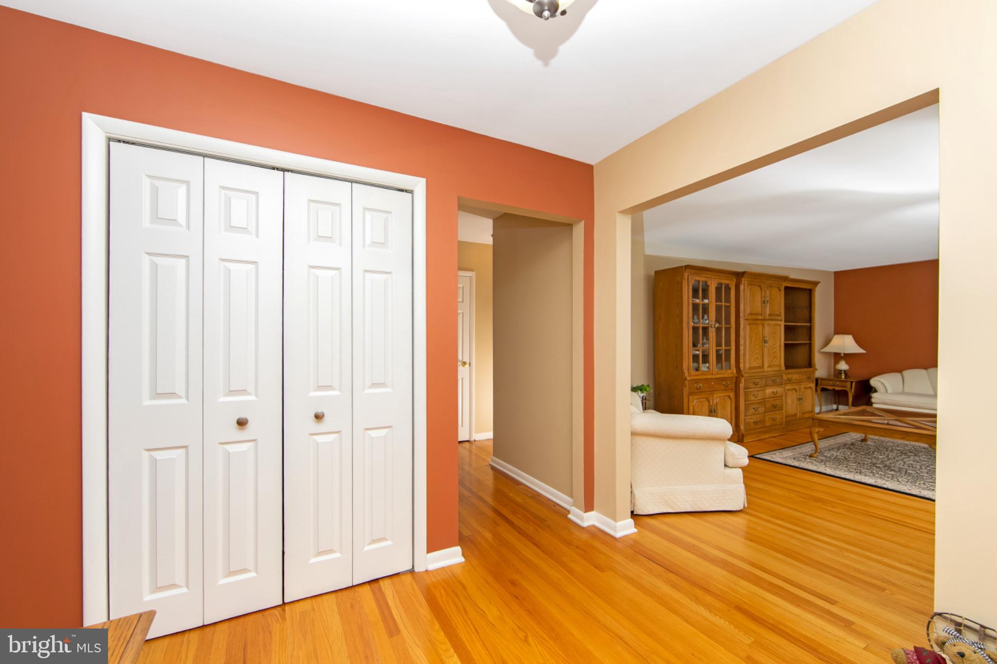 43 EDGEWOOD DRIVE