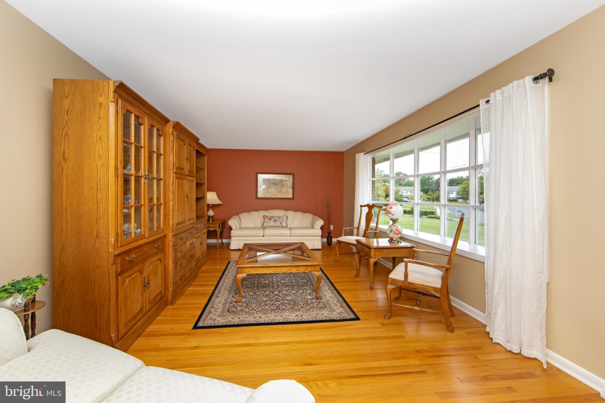 43 EDGEWOOD DRIVE