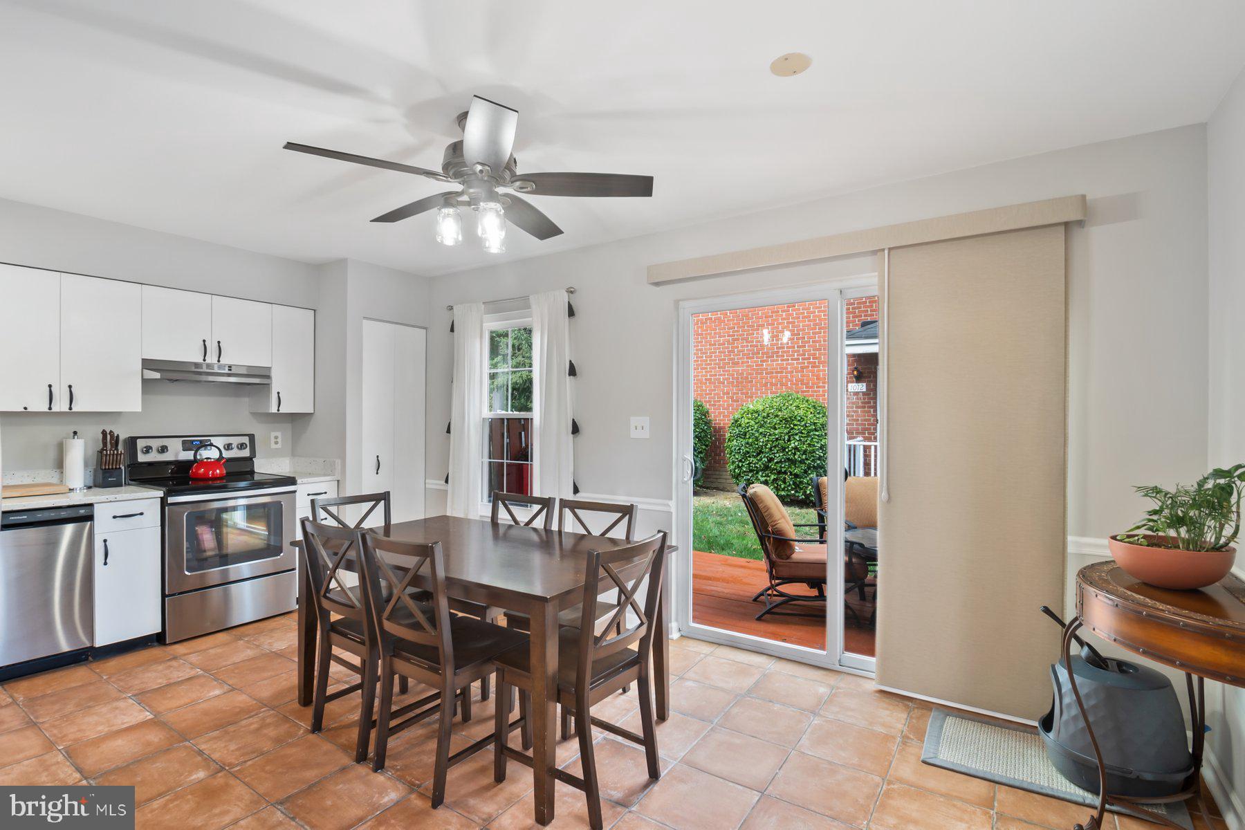 BELVEDERE SQUARE - Residential