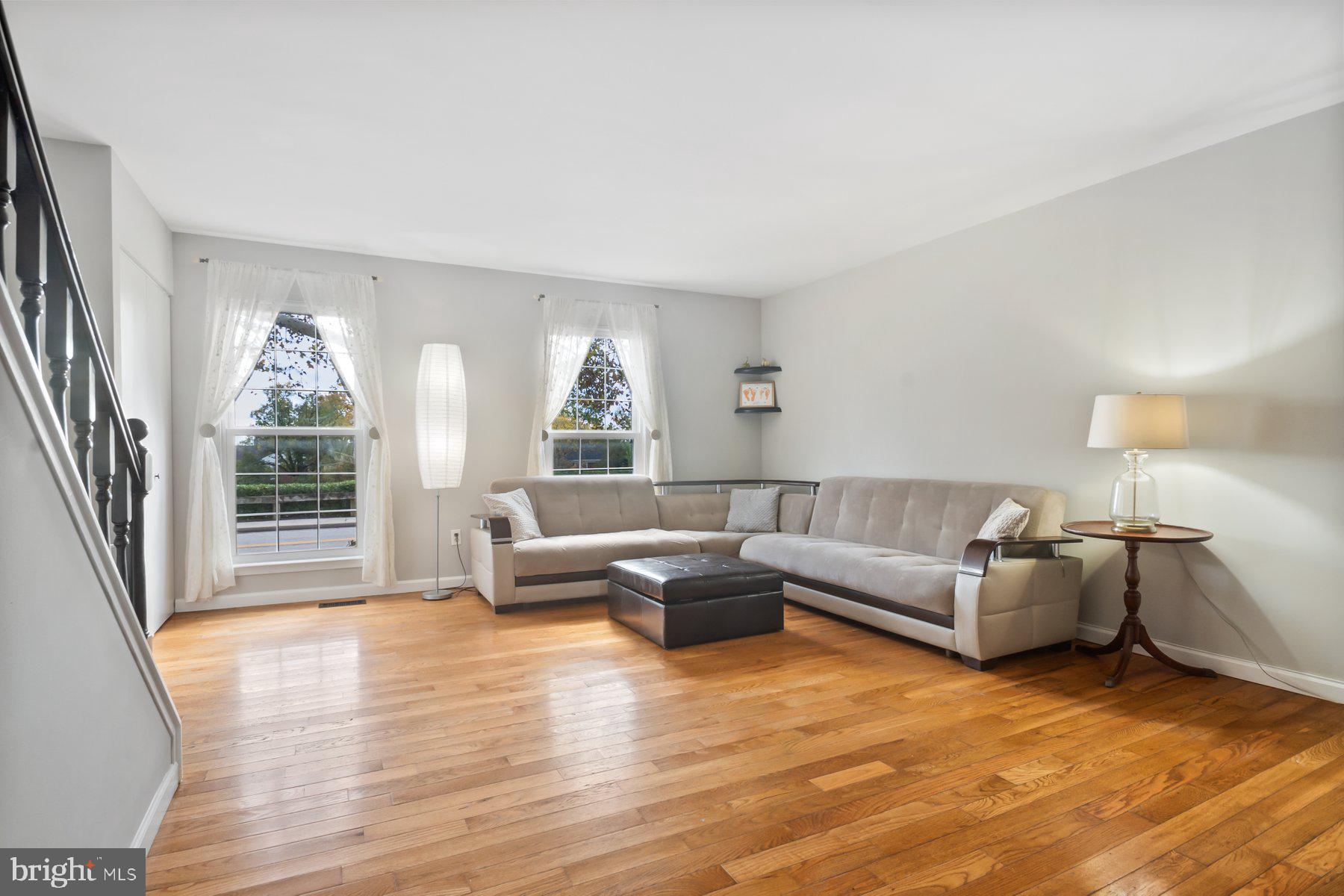 BELVEDERE SQUARE - Residential