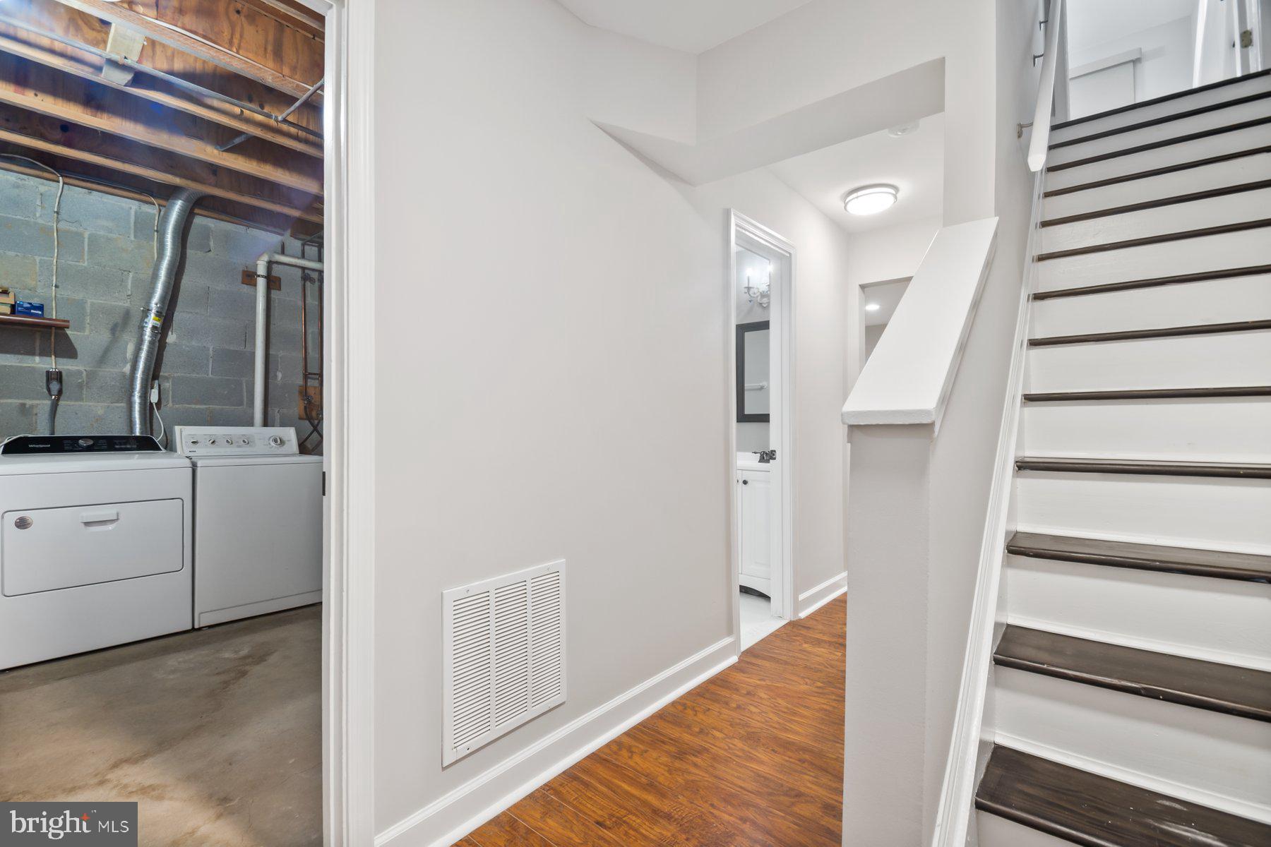 BELVEDERE SQUARE - Residential