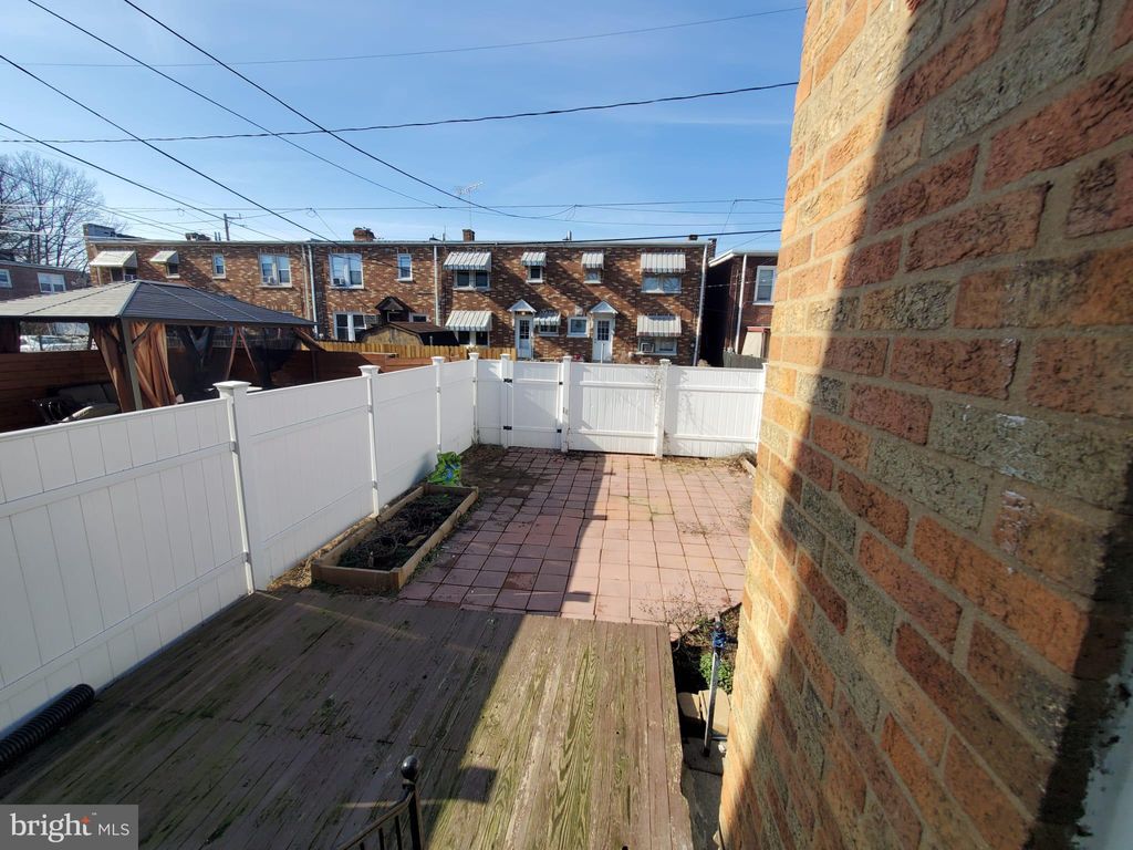 Photo of 537 Burrowes Avenue, Lancaster, PA 17602 (MLS # PALA2047996)