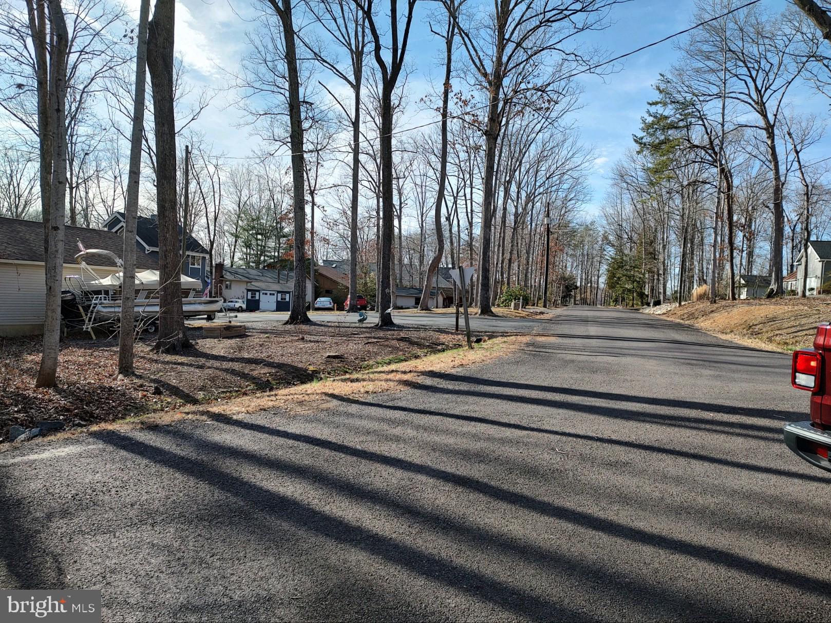 LAKE OF THE WOODS - Land