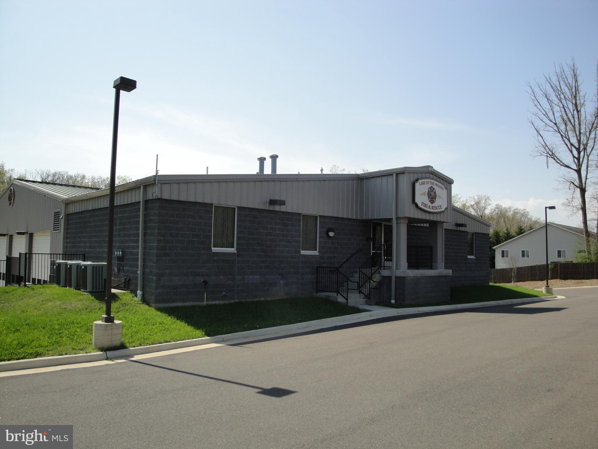 LAKE OF THE WOODS - Land