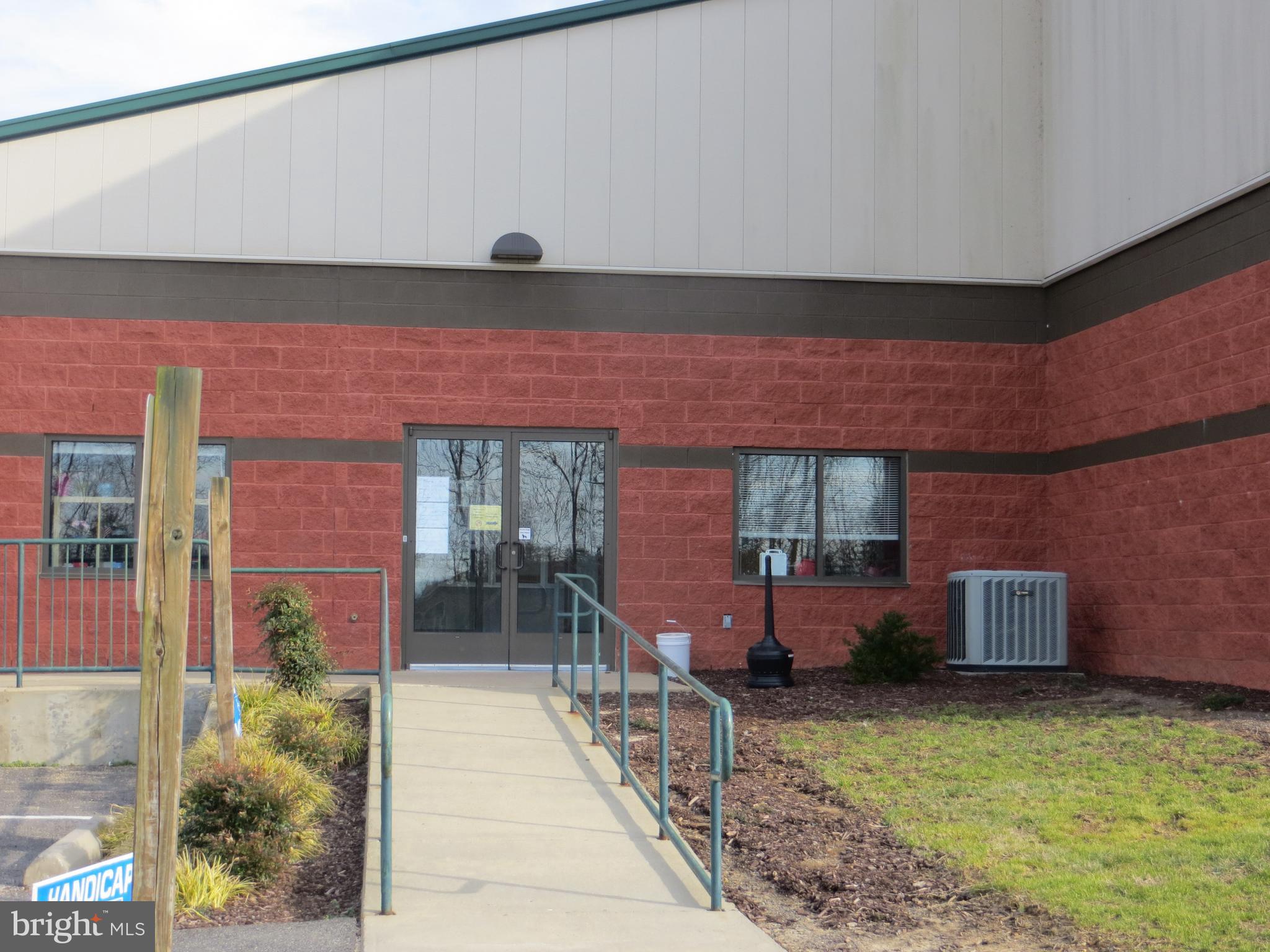 LAKE OF THE WOODS - Land