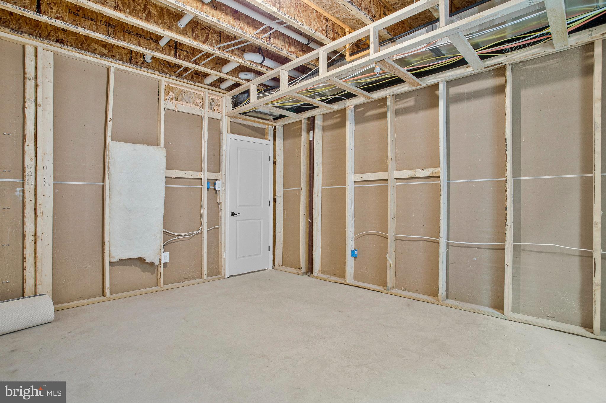 ROBERTS CROSSING - Residential