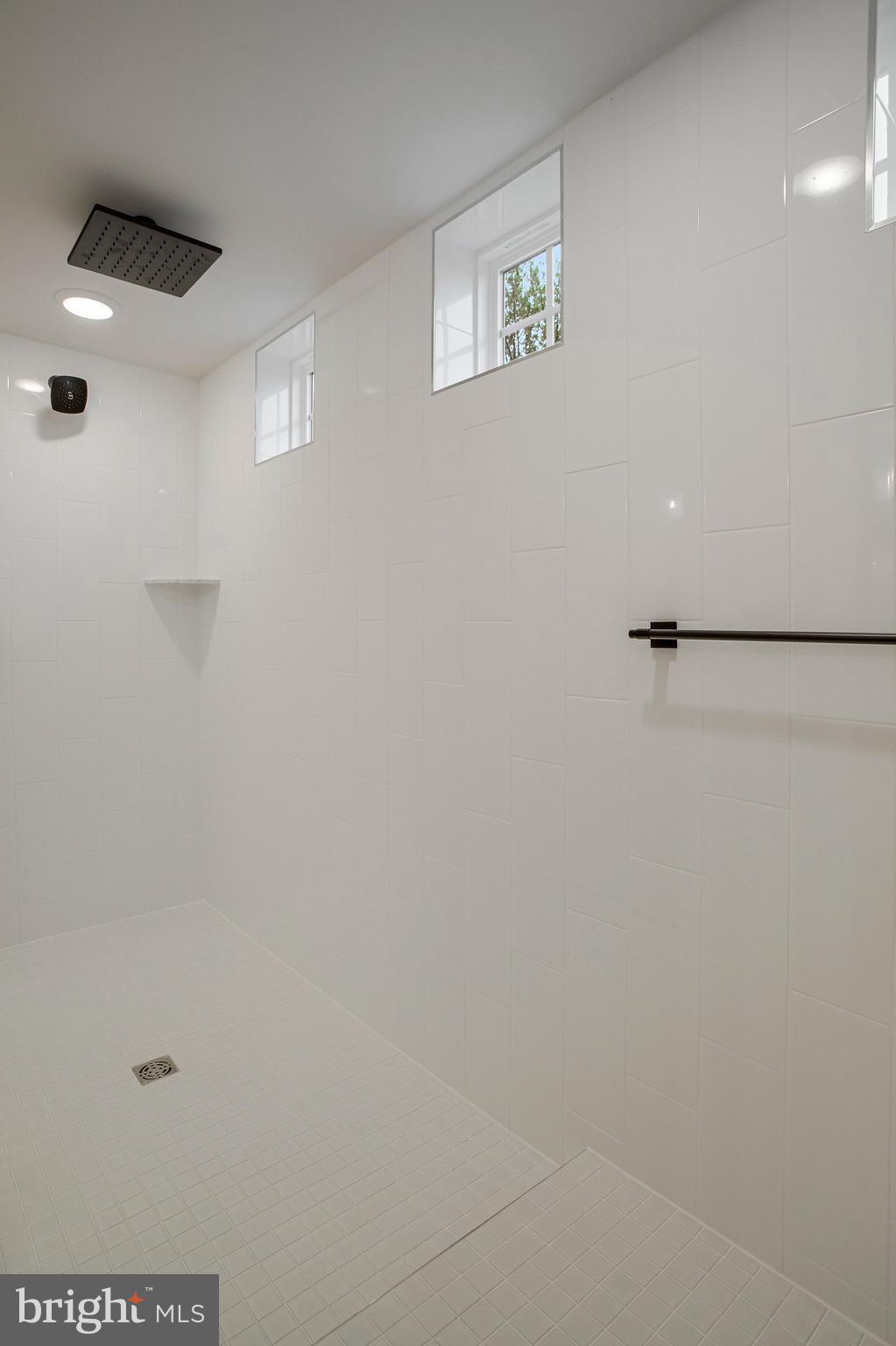 ROBERTS CROSSING - Residential