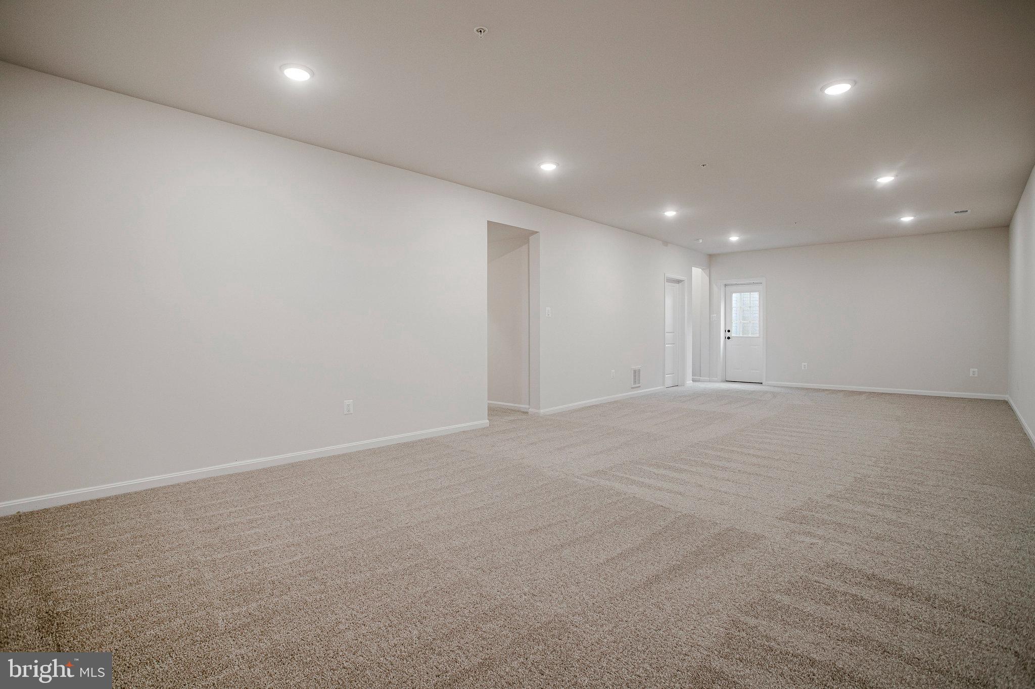 ROBERTS CROSSING - Residential